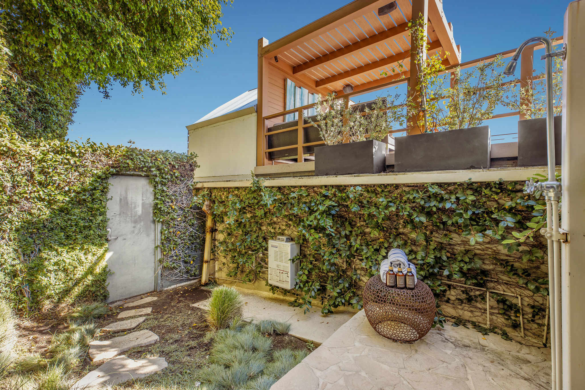 Chateau Lumier by Stay Awhile Villas