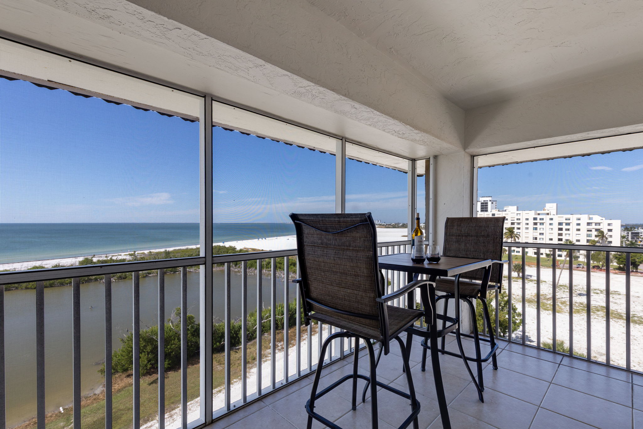Sand Caper 703 Sea Please Suite — Fort Myers Beach, FL — vacation rental