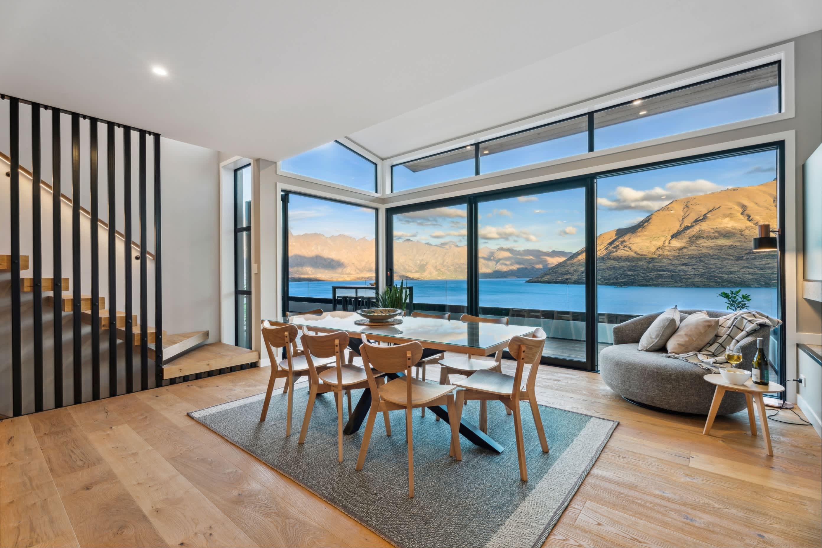 Queenstown luxury home booking
