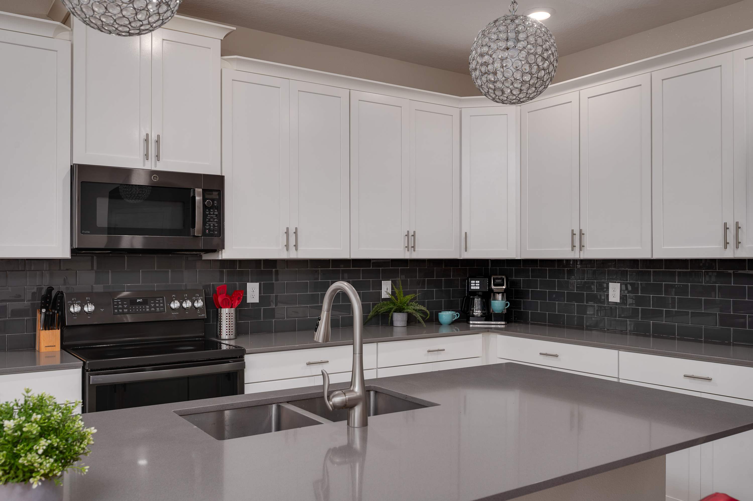 Family villa w/pool, hot tub & waterpark access