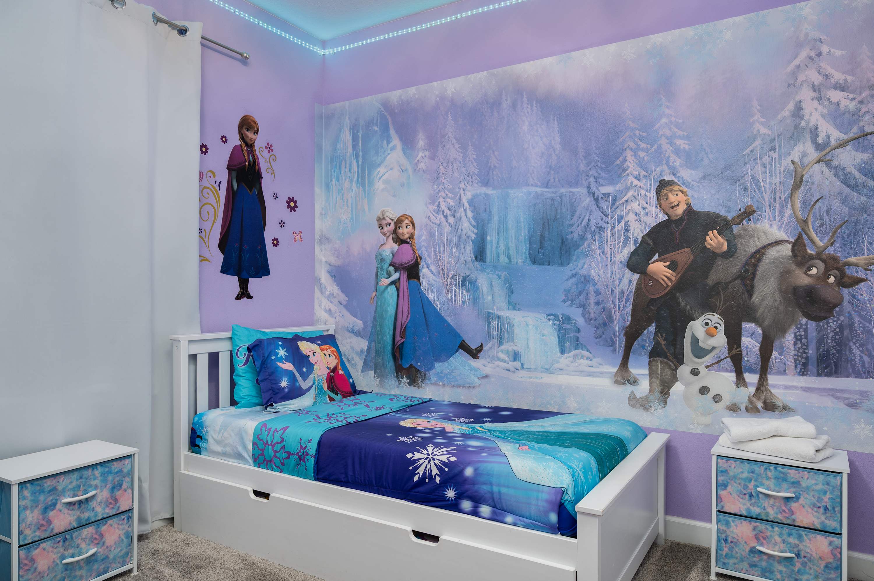 Family villa w/pool, hot tub & waterpark access