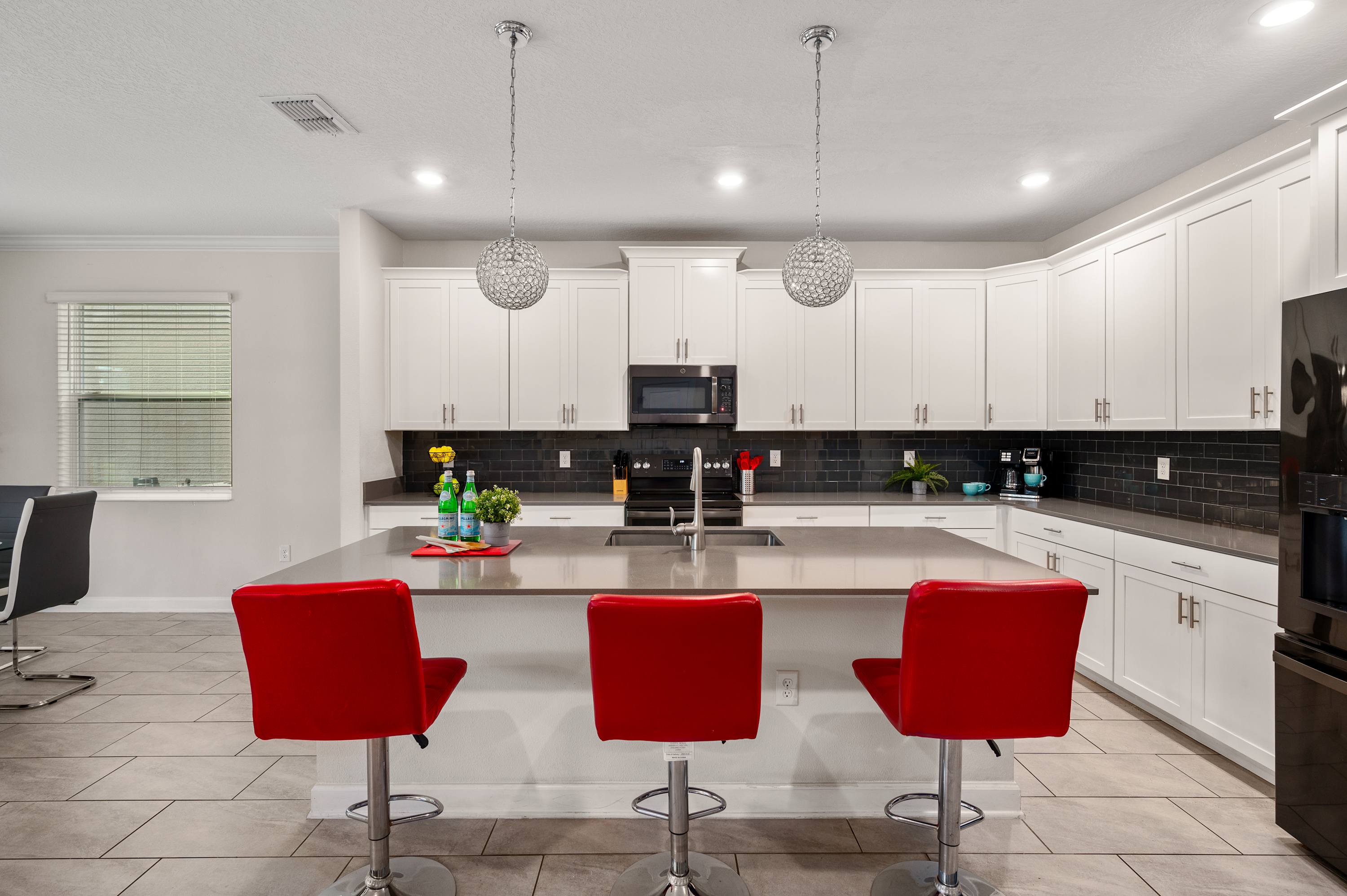 Family villa w/pool, hot tub & waterpark access