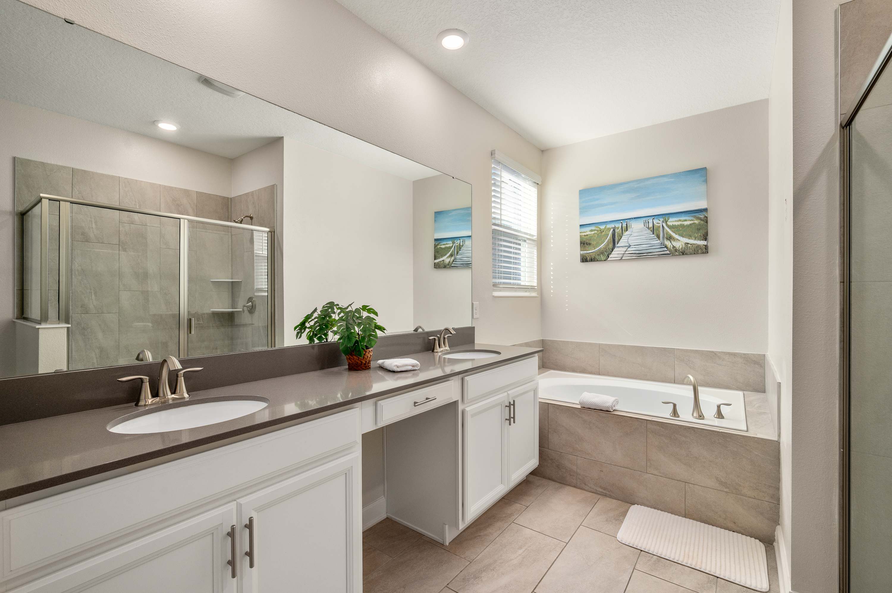 Family villa w/pool, hot tub & waterpark access