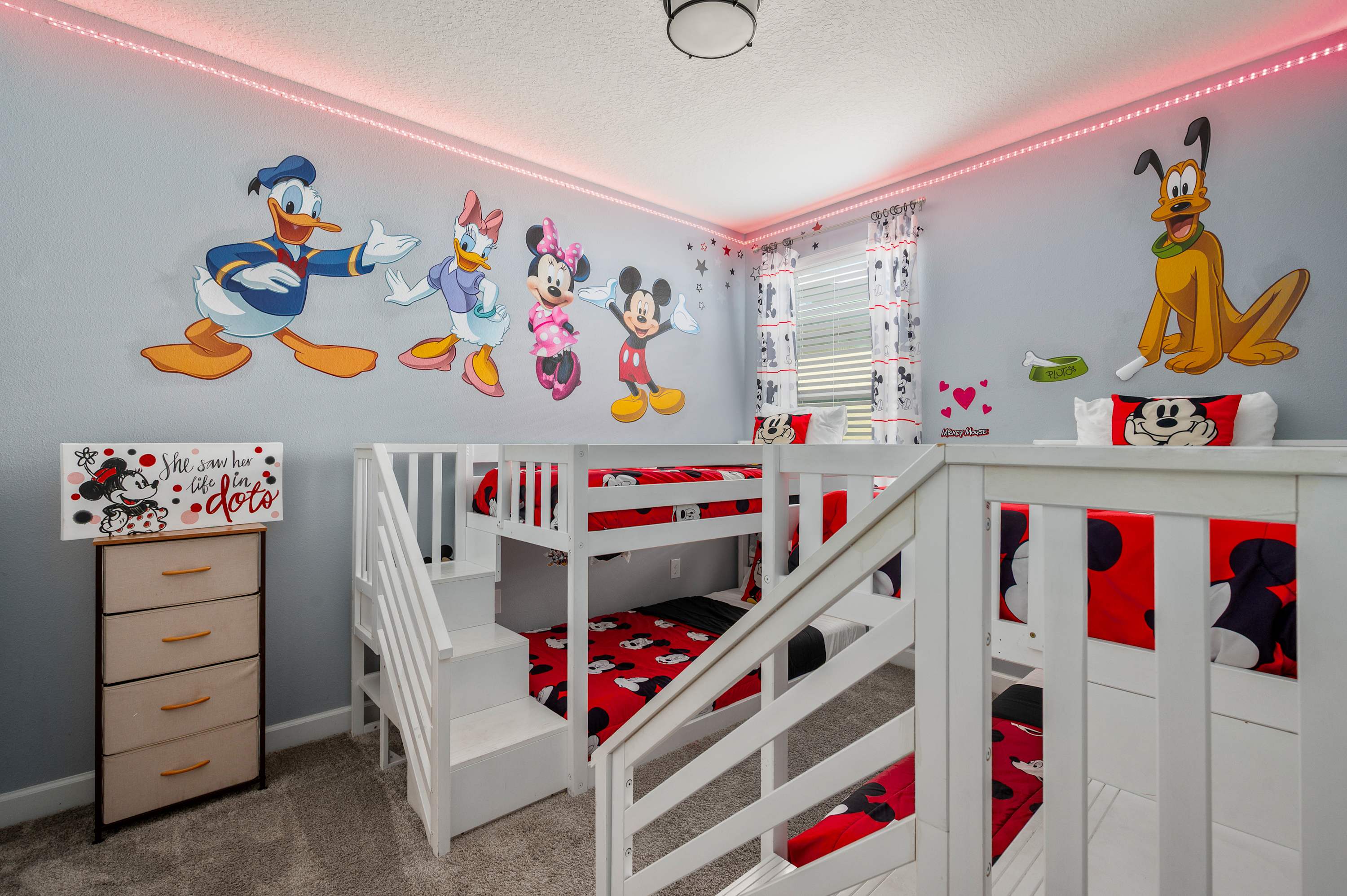 Family villa w/pool, hot tub & waterpark access