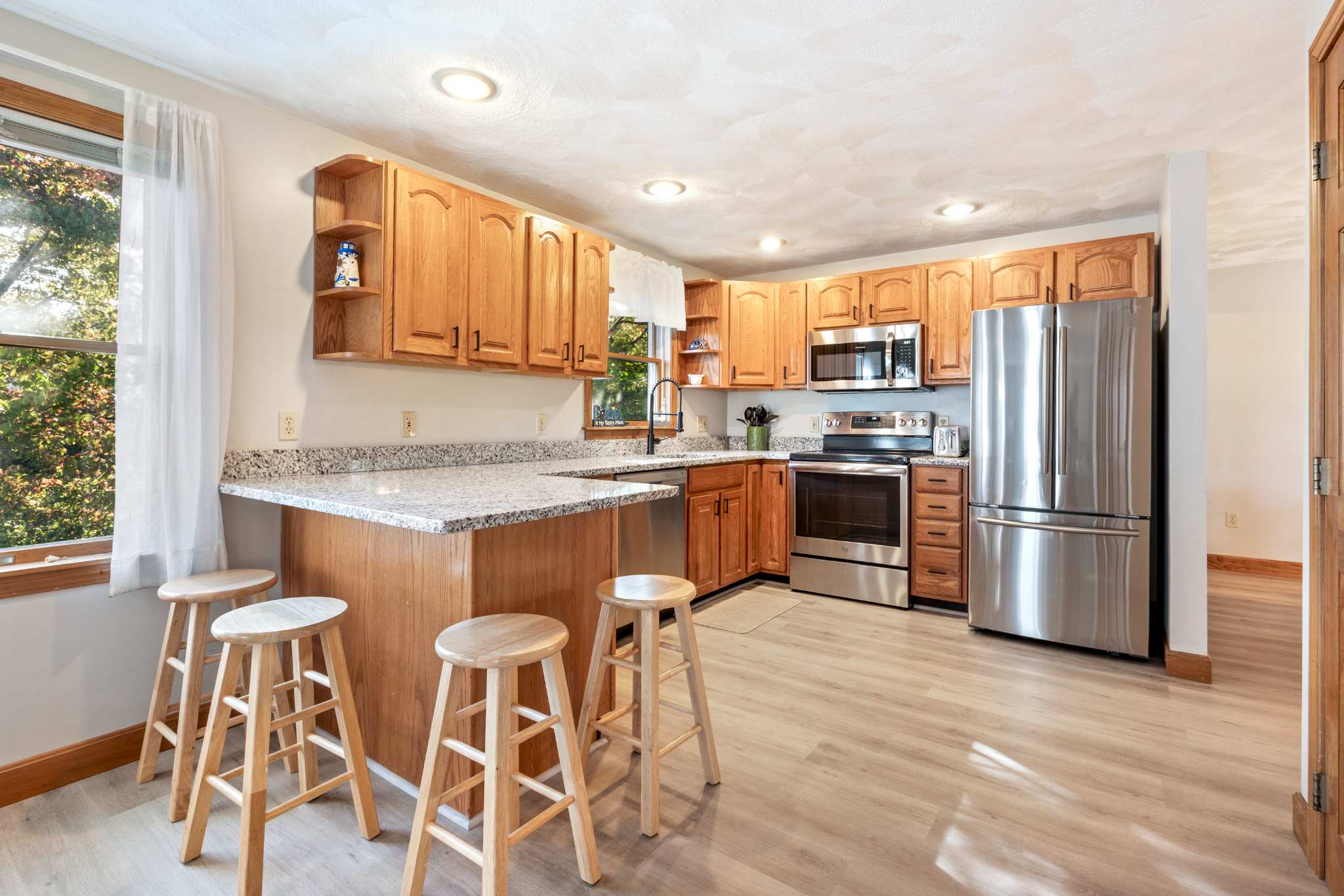 Nubble View - Home for 10 3