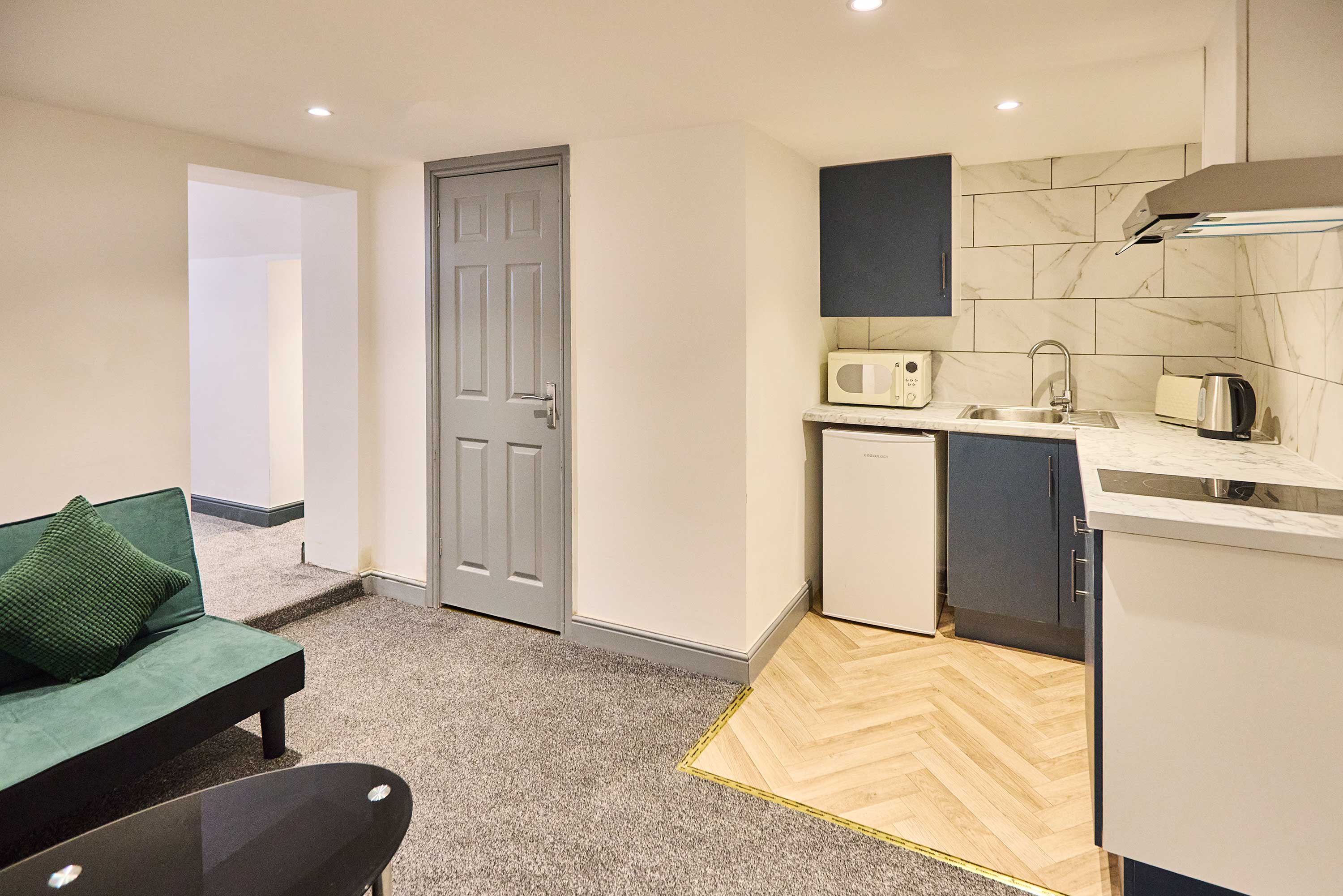Emporium Basement Apartment – photo 5