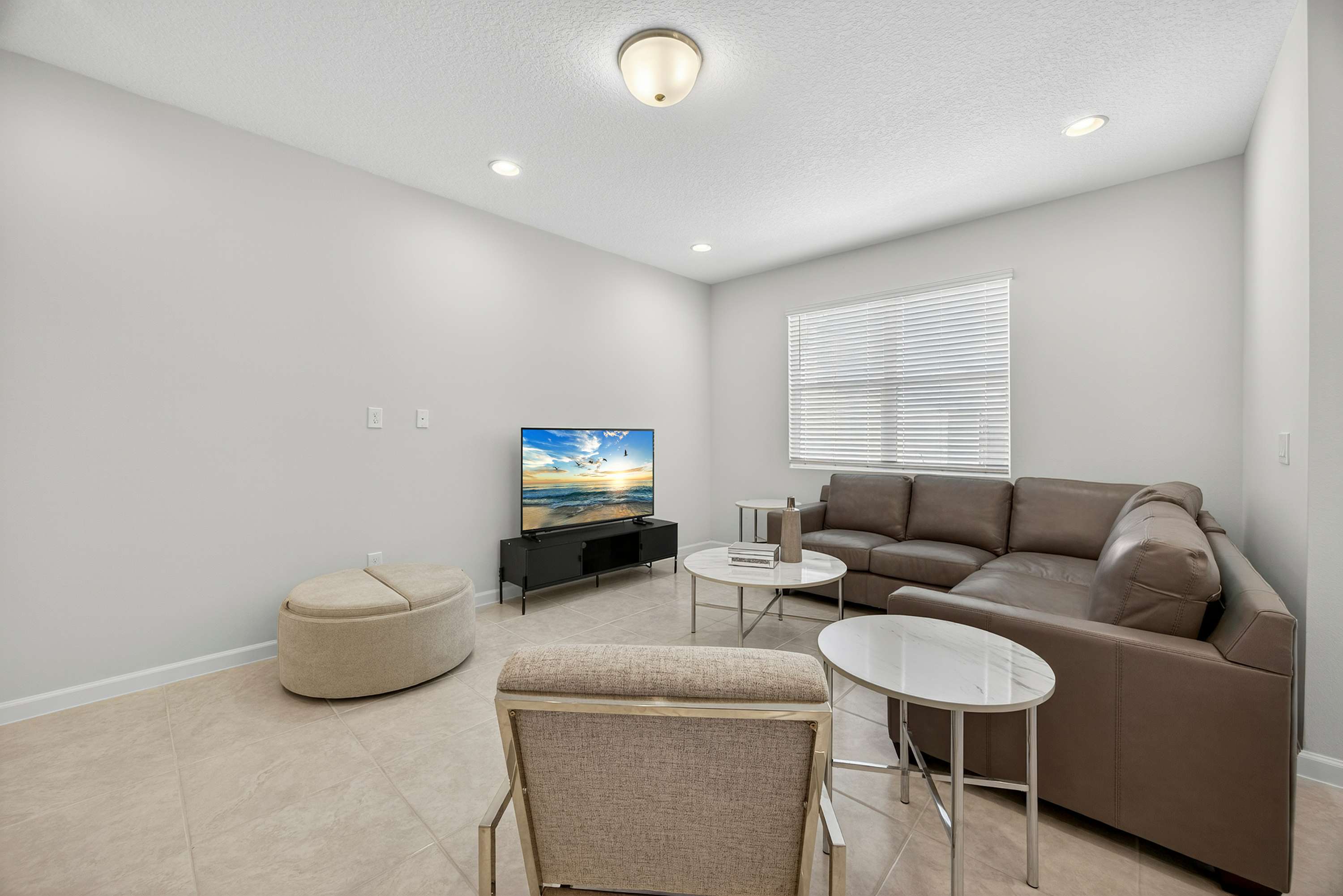 Brand NEW Eden Gardens Community! Luxury KOSHER Villa-w/ Heated Pool! + 12 MI to Disney!