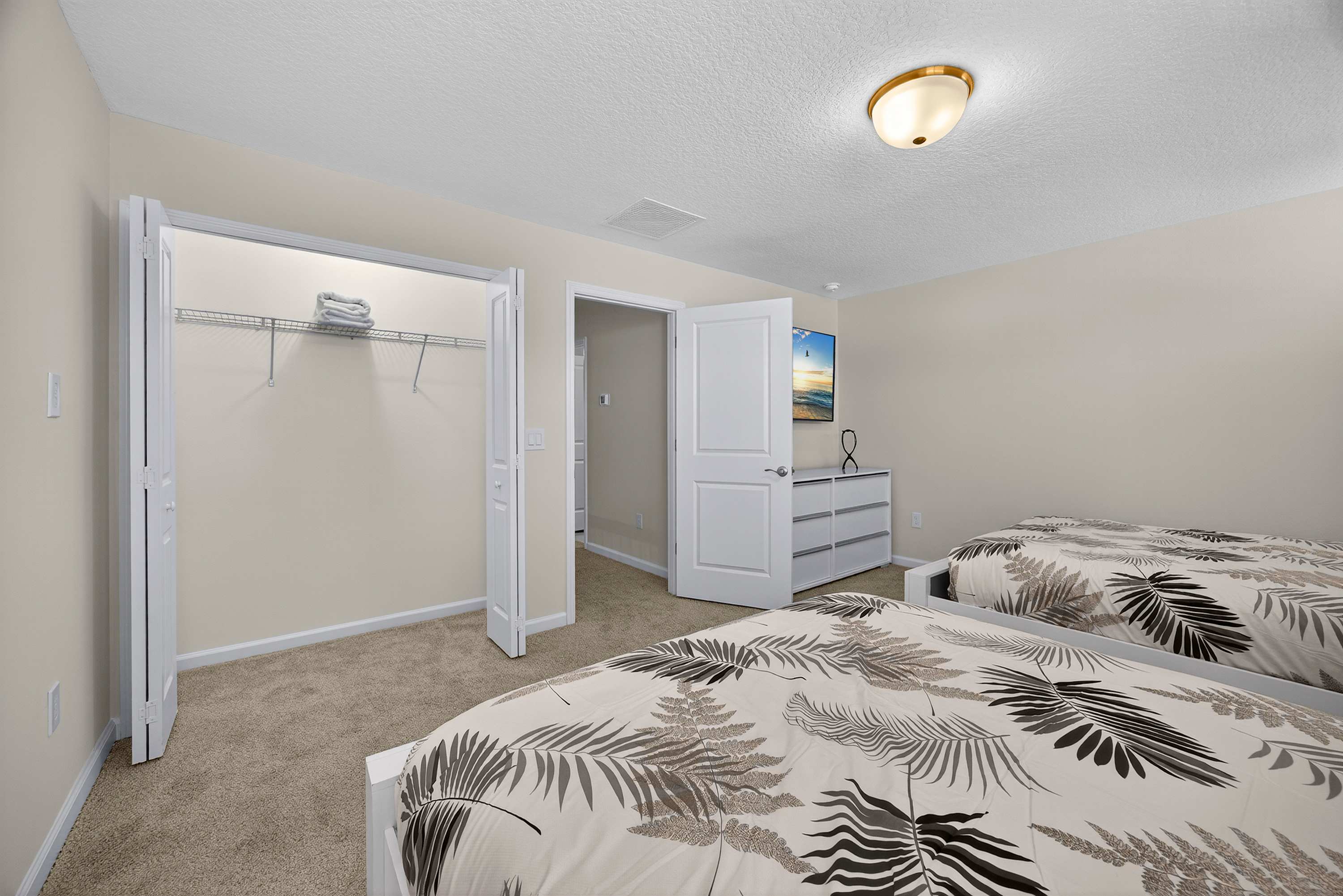 Brand NEW Eden Gardens Community! Luxury KOSHER Villa-w/ Heated Pool! + 12 MI to Disney!