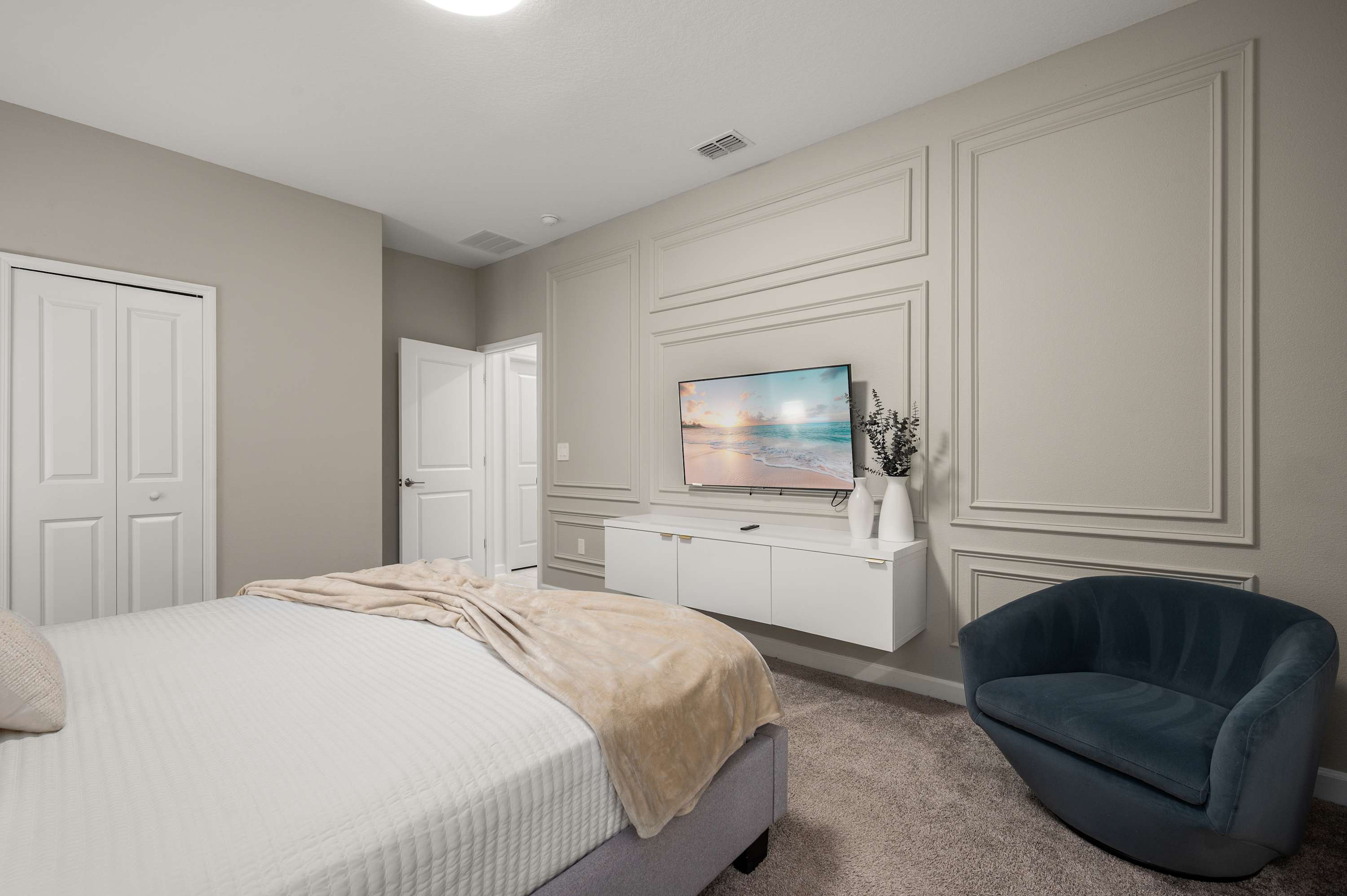 Spacious resort home w/ pool near Disney