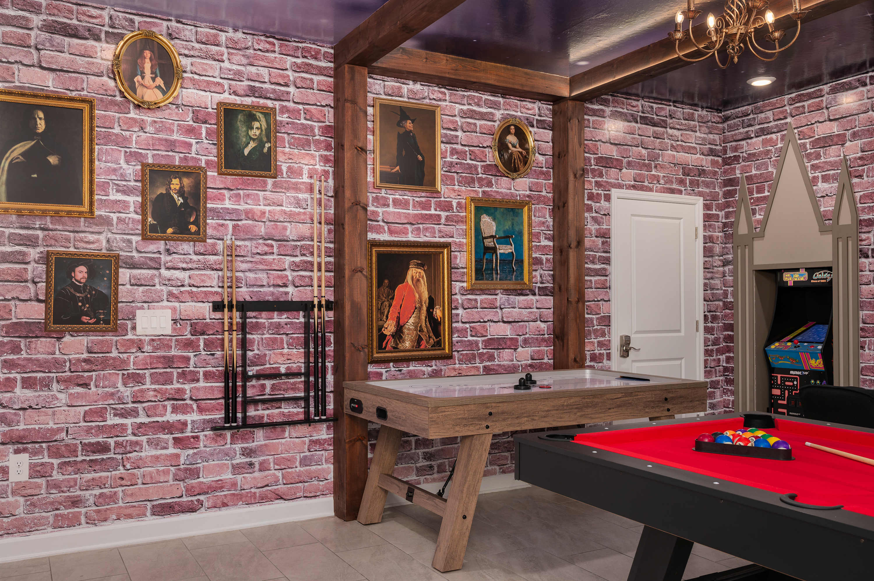 Spacious resort home w/ pool near Disney