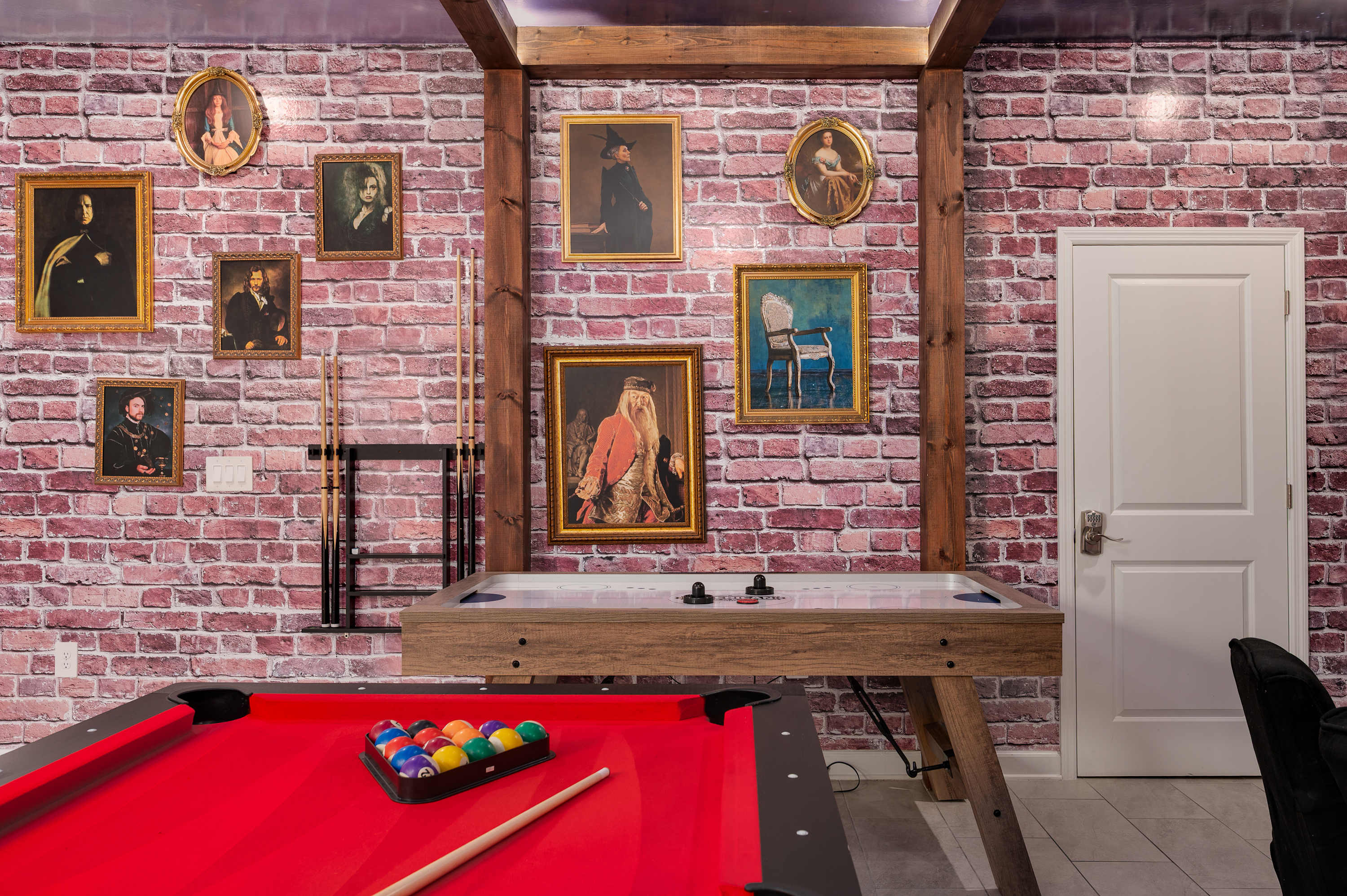 Spacious resort home w/ pool near Disney