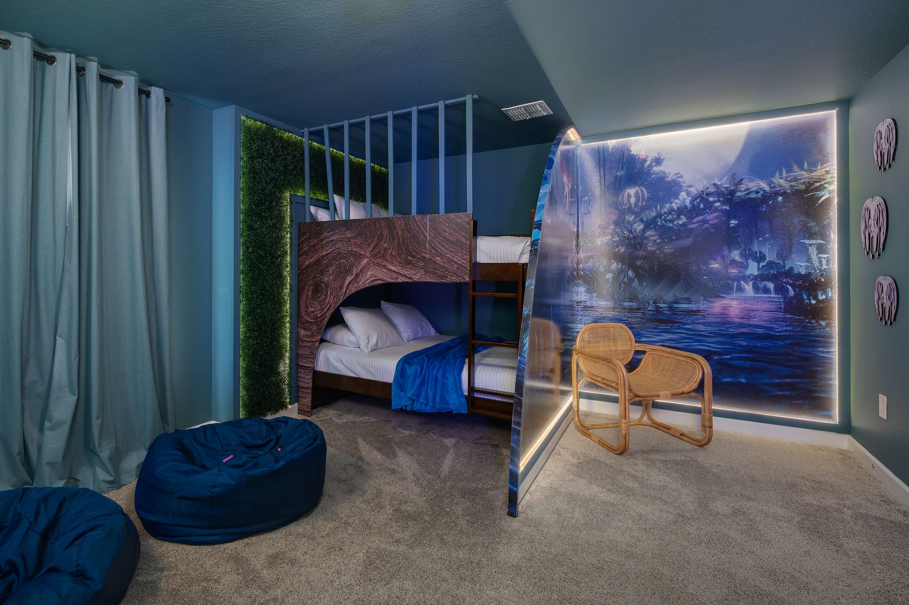 Spacious resort home w/ pool near Disney