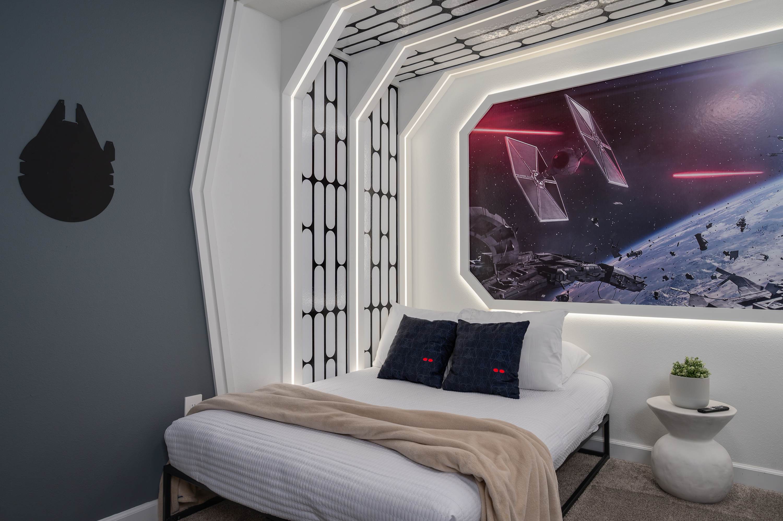 Spacious resort home w/ pool near Disney