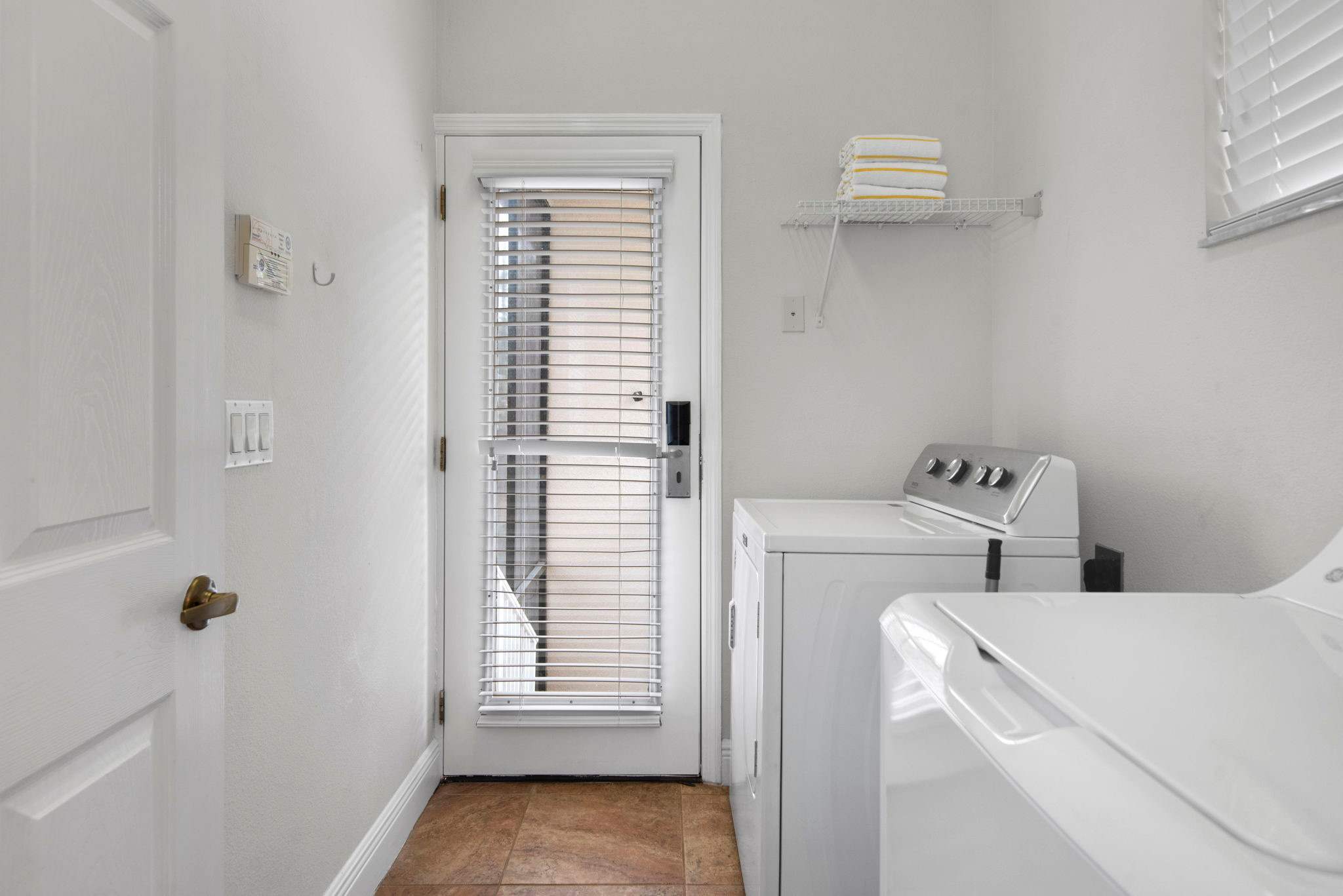 Luxury villa w/ private pool & game room