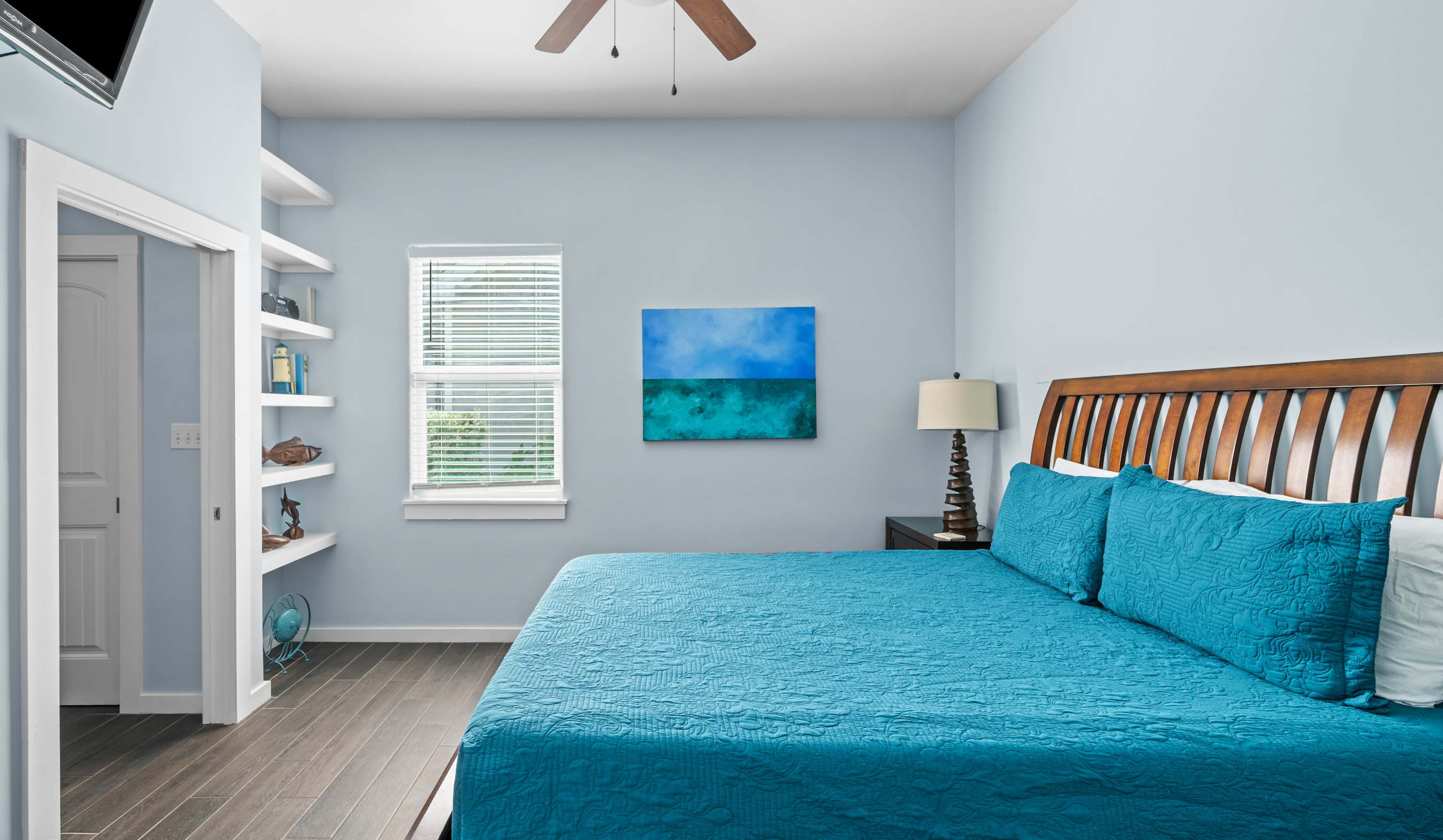 View of Pool, Full Resort Access | Hemingway House