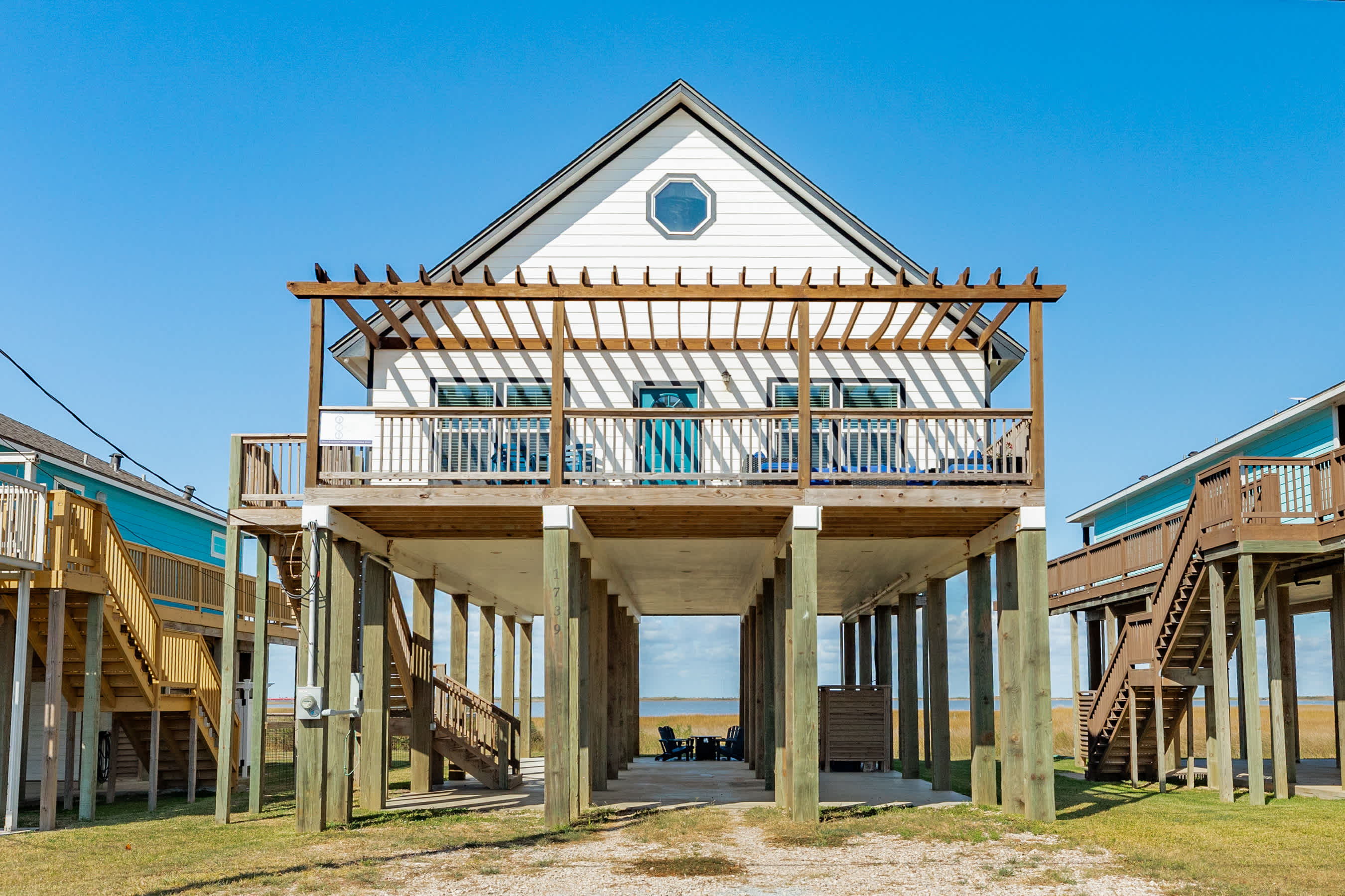 Lake2Sea Spacious Retreat Gulf Waterway View