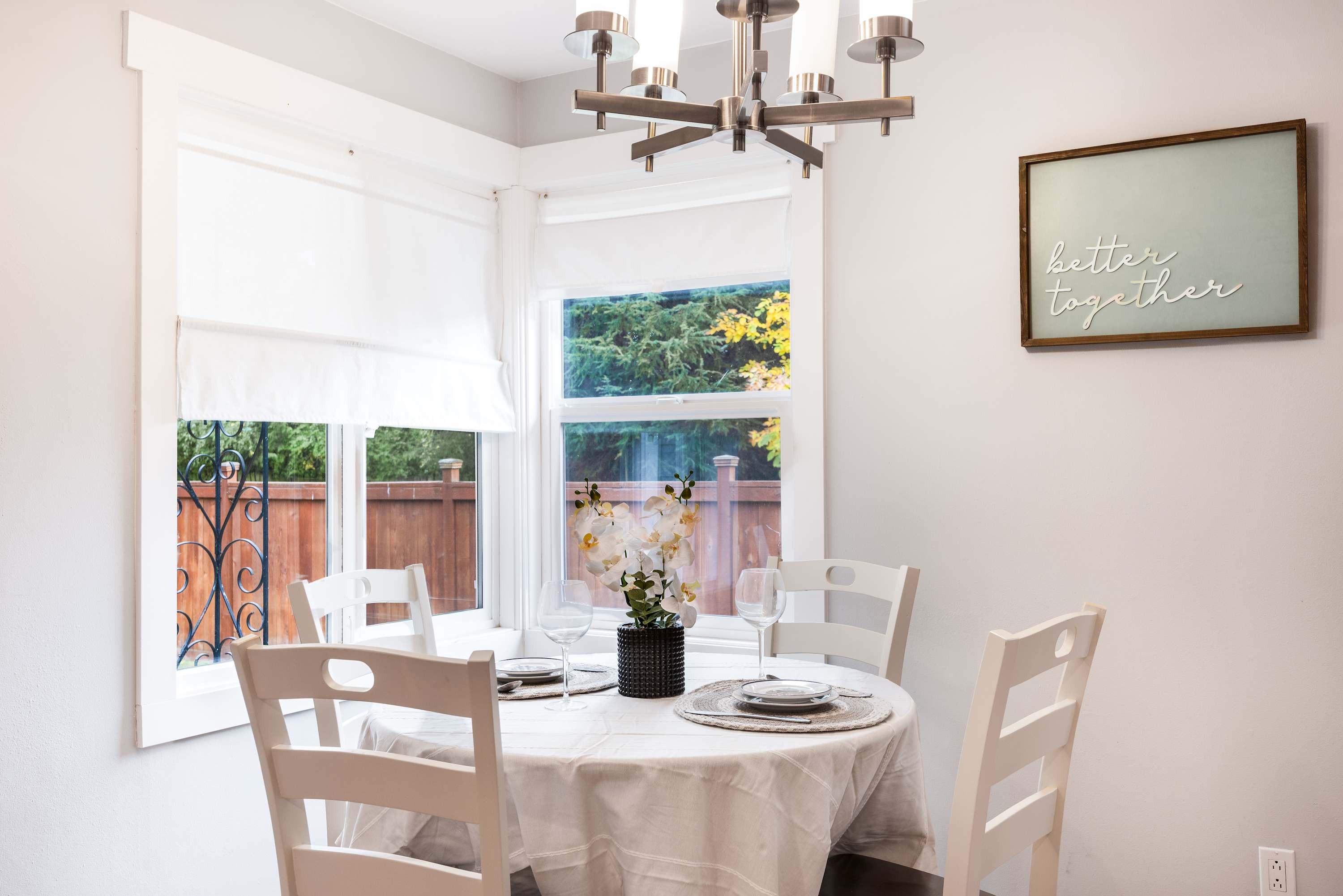 Modern 2BR Home in Ravenna, Near UW, Green Lake
