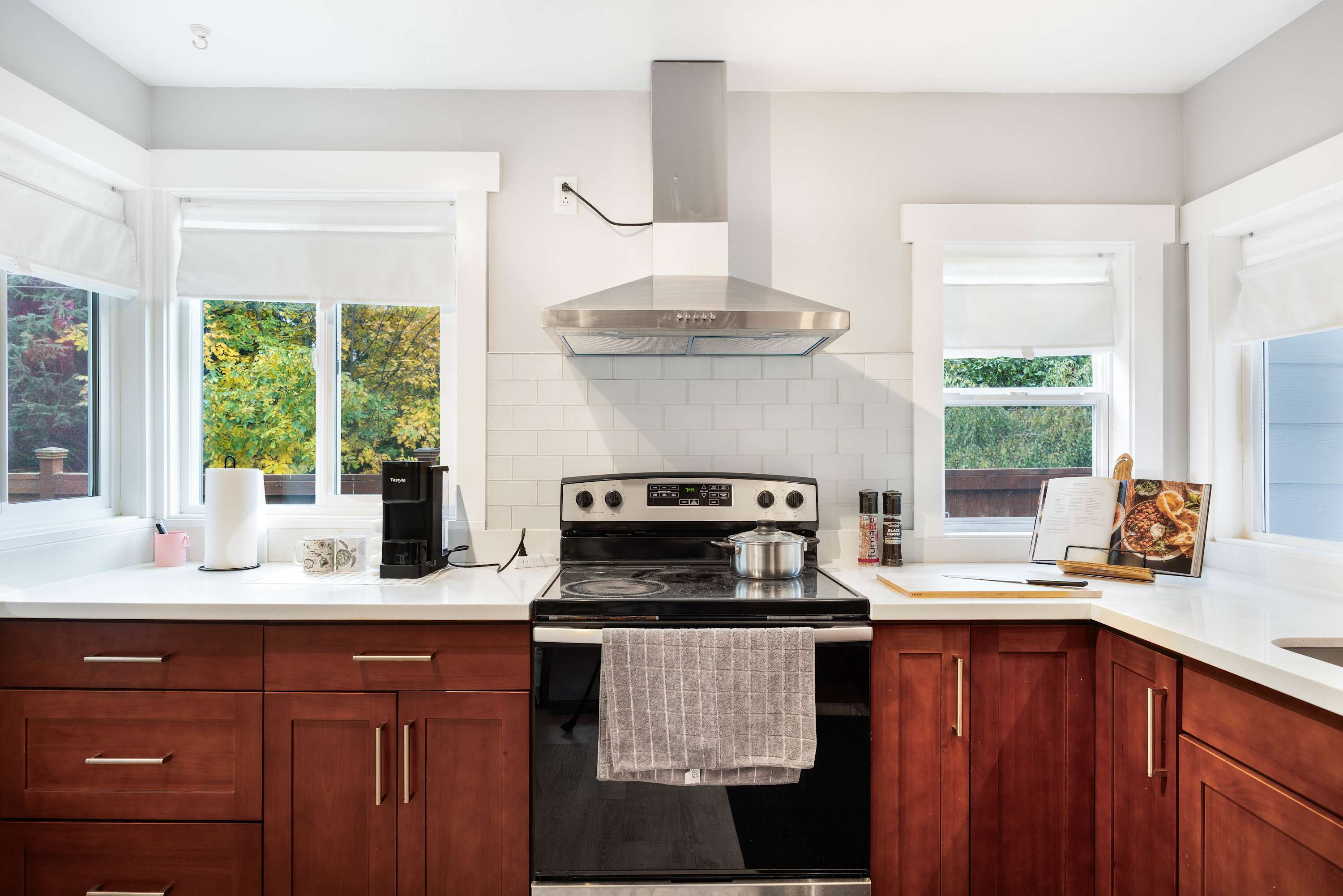 Modern 2BR Home in Ravenna, Near UW, Green Lake
