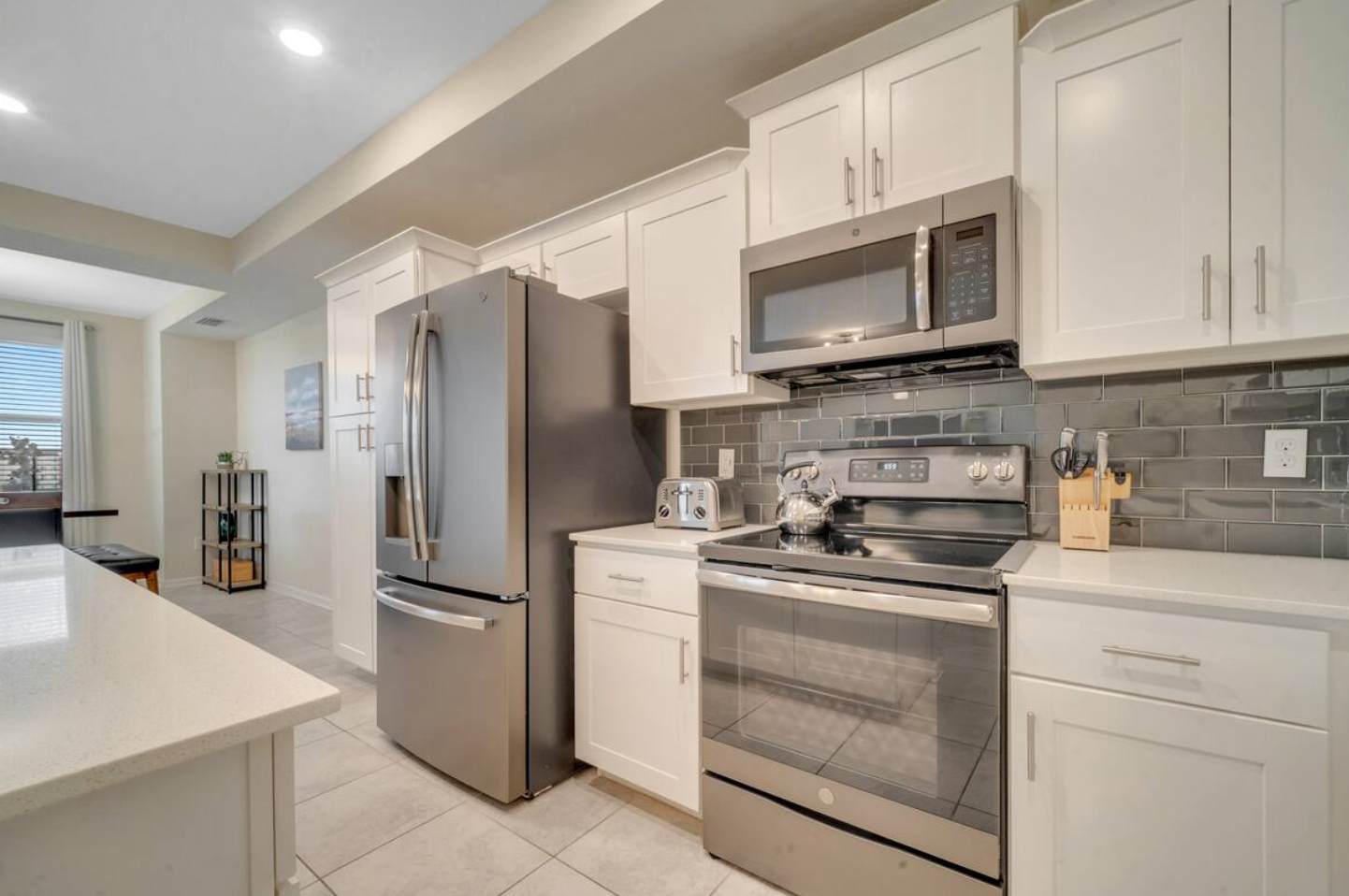 Storey Lake Resort Condo w Patio 5 miles to Disney | Photo 13