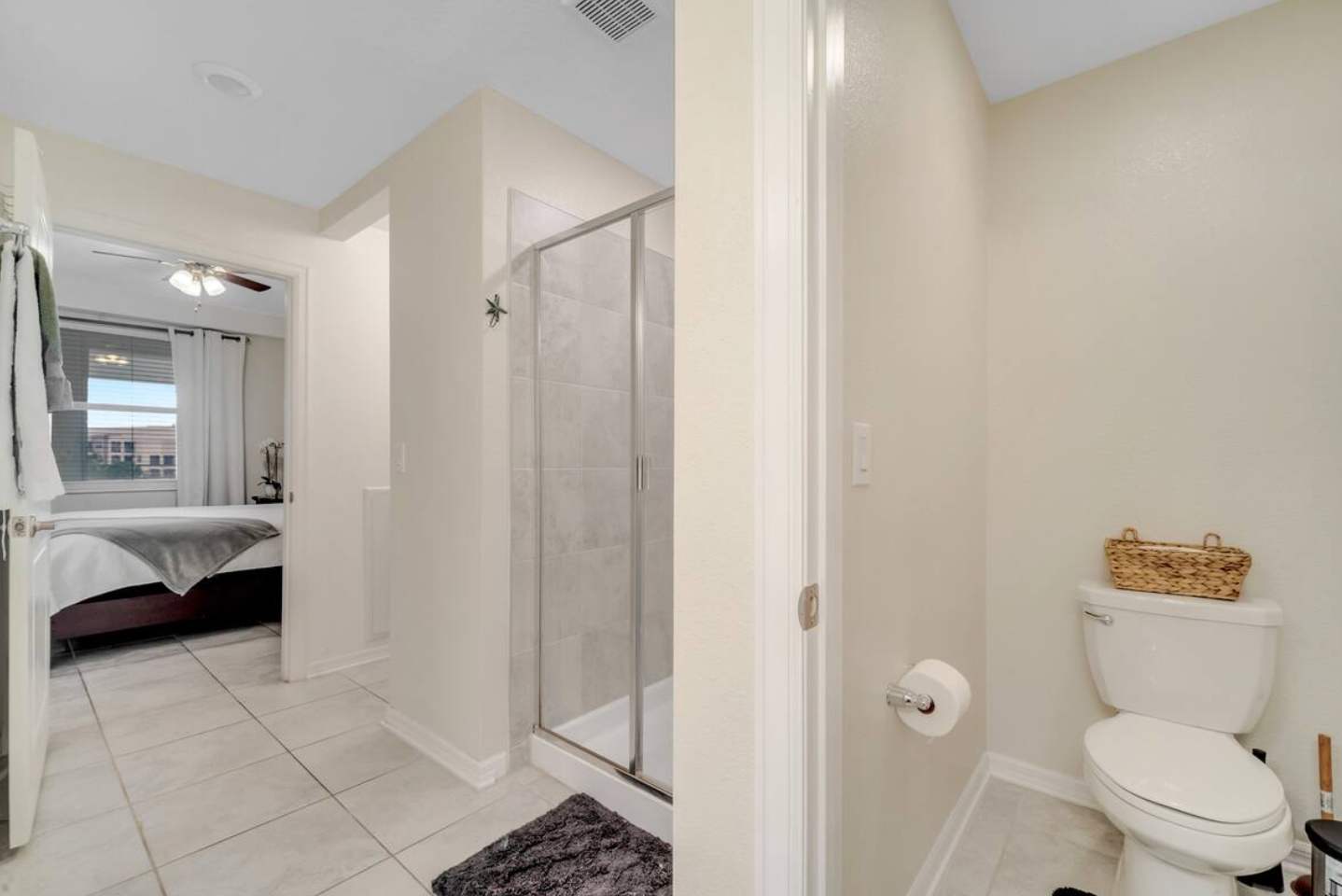 Storey Lake Resort Condo w Patio 5 miles to Disney | Photo 21