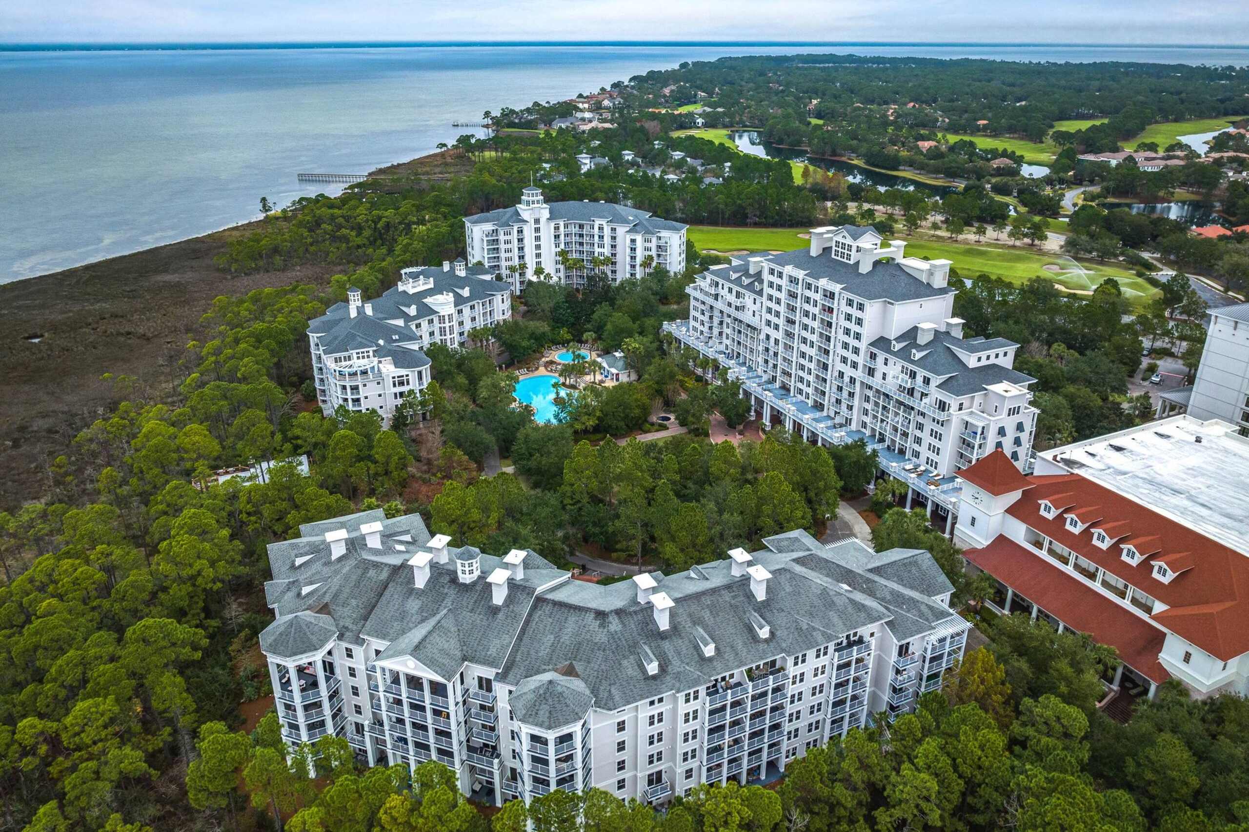 Baytowne Bliss at Lasata with Heated Pool & Golf Cart - Picture 44