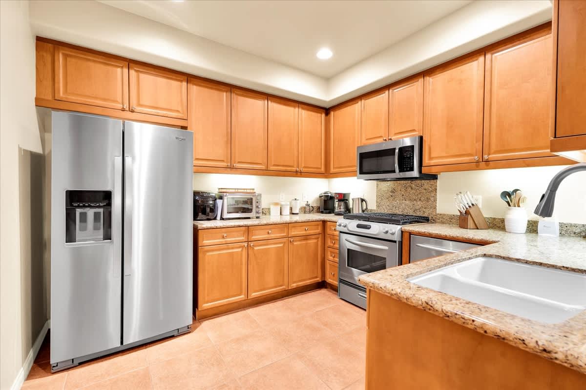 Single Story 3BR, 3BA Legacy Villas Townhome - Photo 5