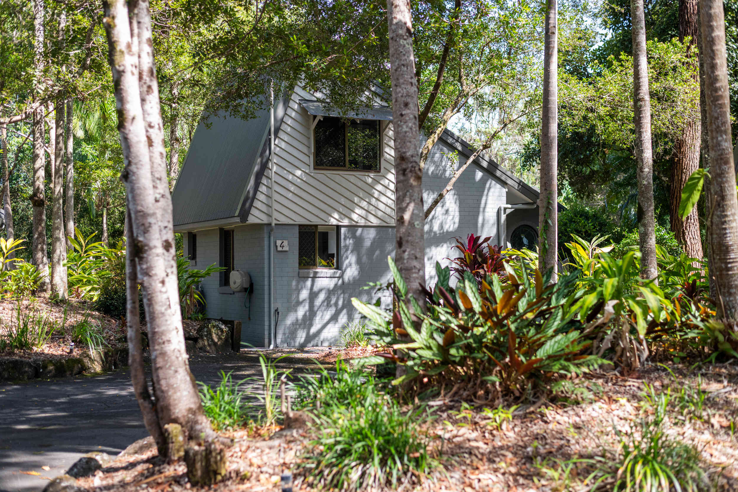 Bayshore Bungalow 4 – Oceanstays