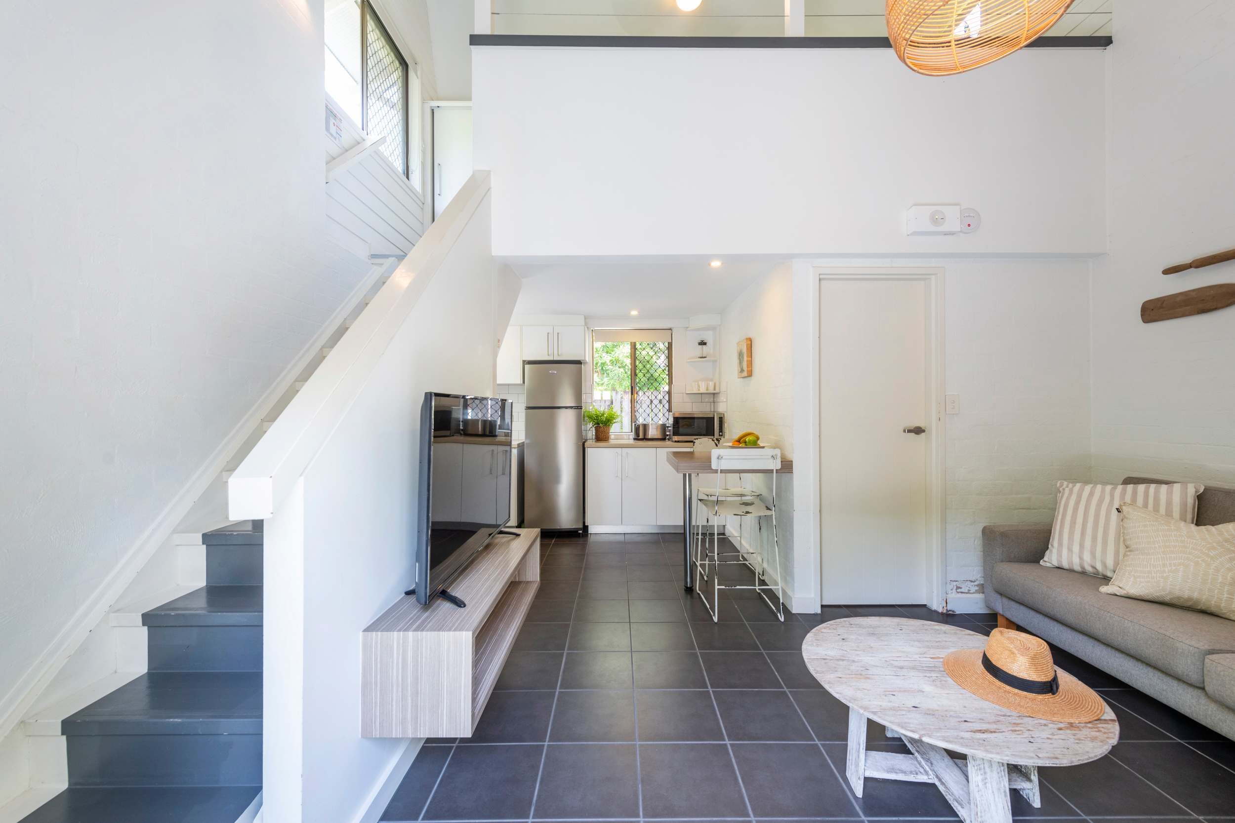 Bayshore Bungalow 7 – Oceanstays