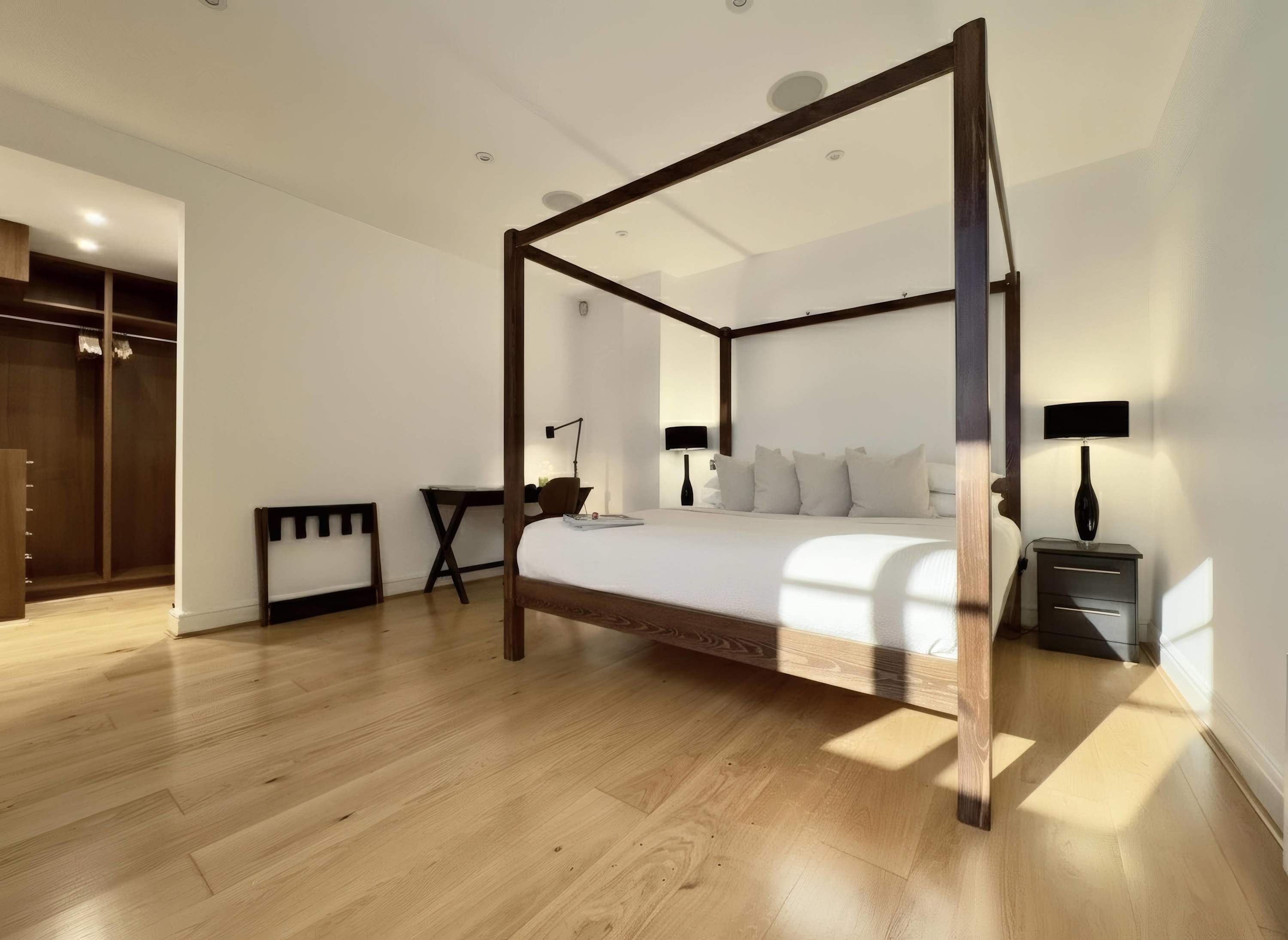 Grand South Ken Sanctuary | Fire Place | Superking