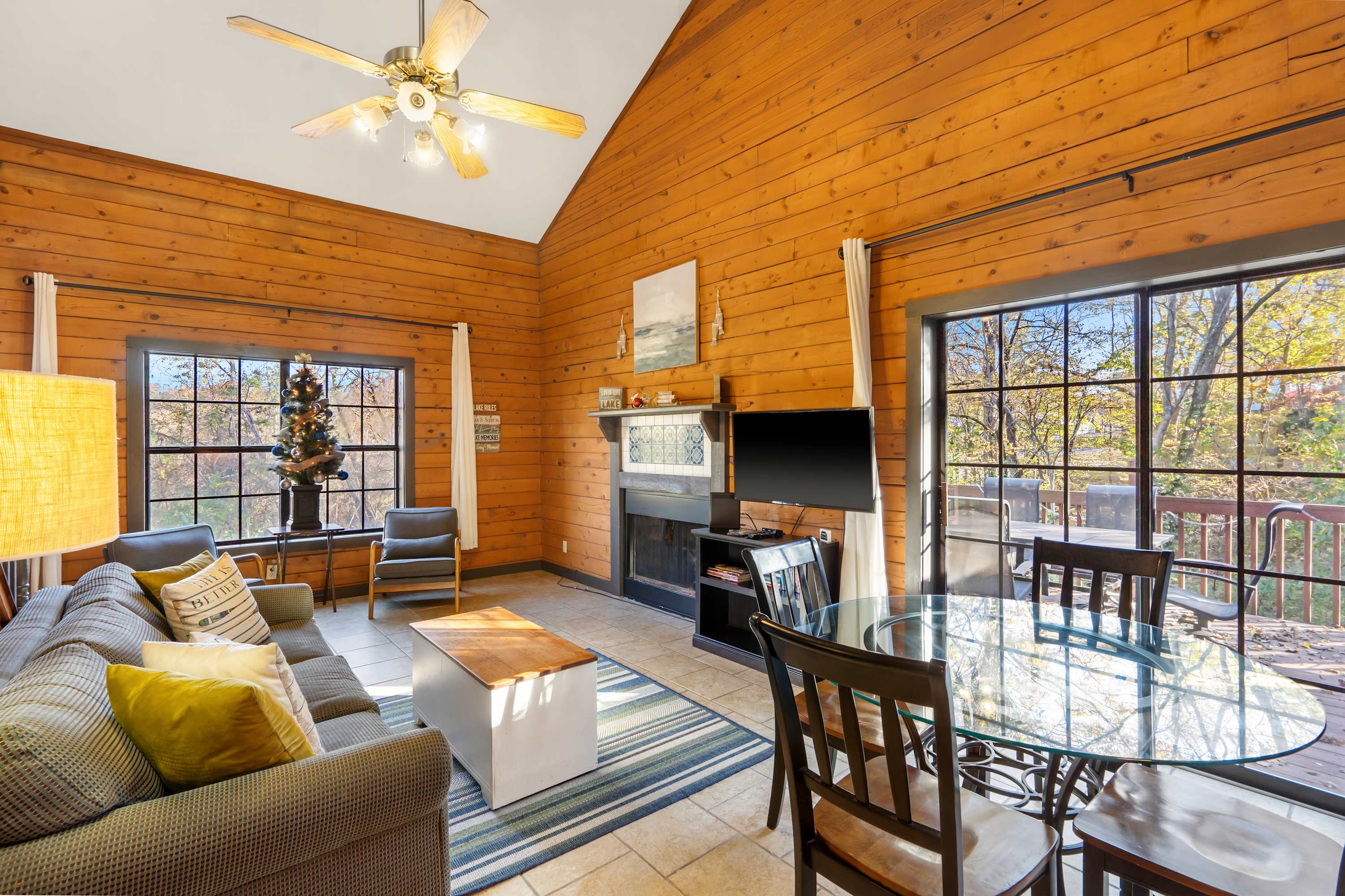 Rustic Shore Cabin - Stay for 6