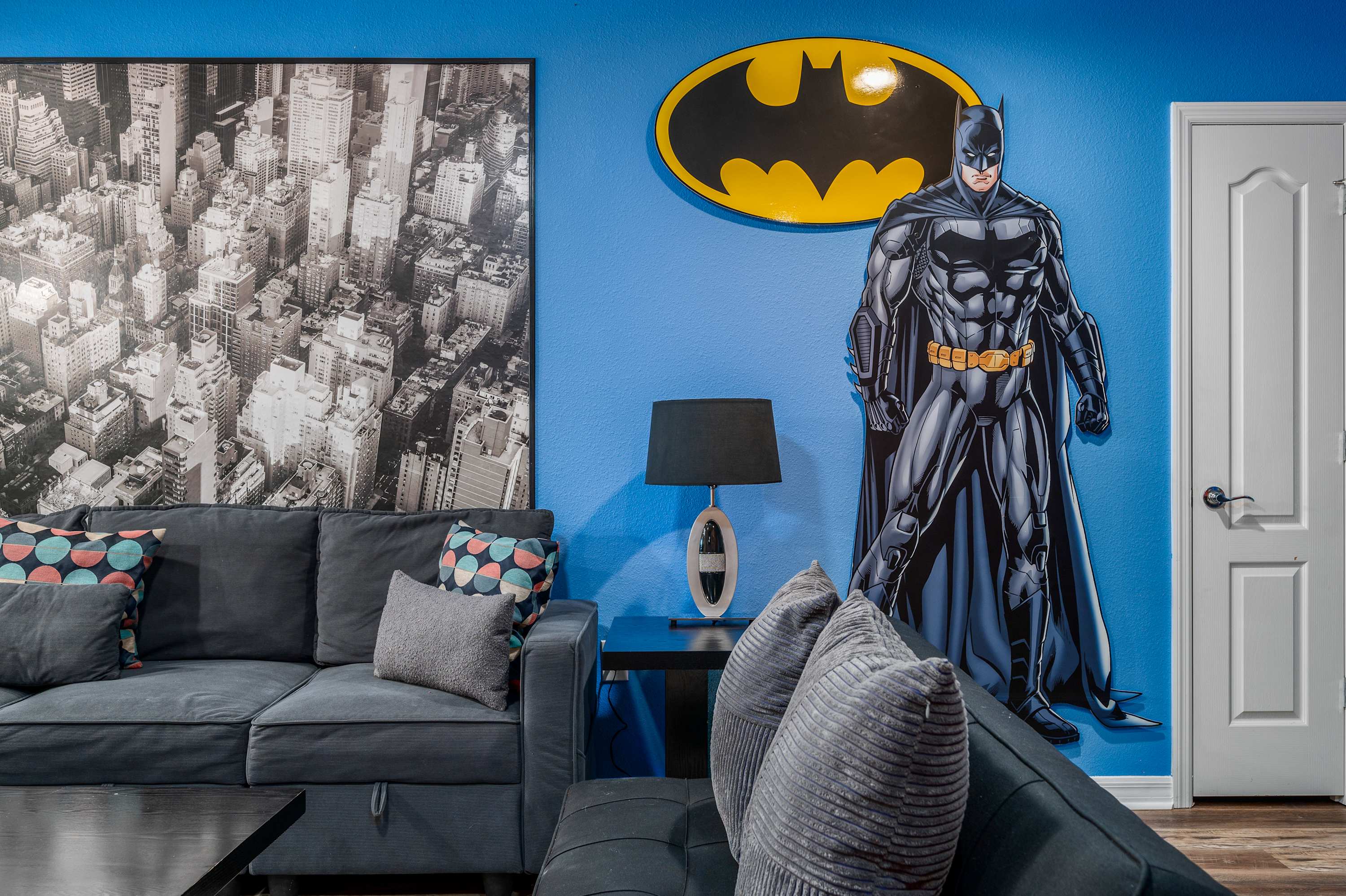 Spacious house w/private pool & water park access