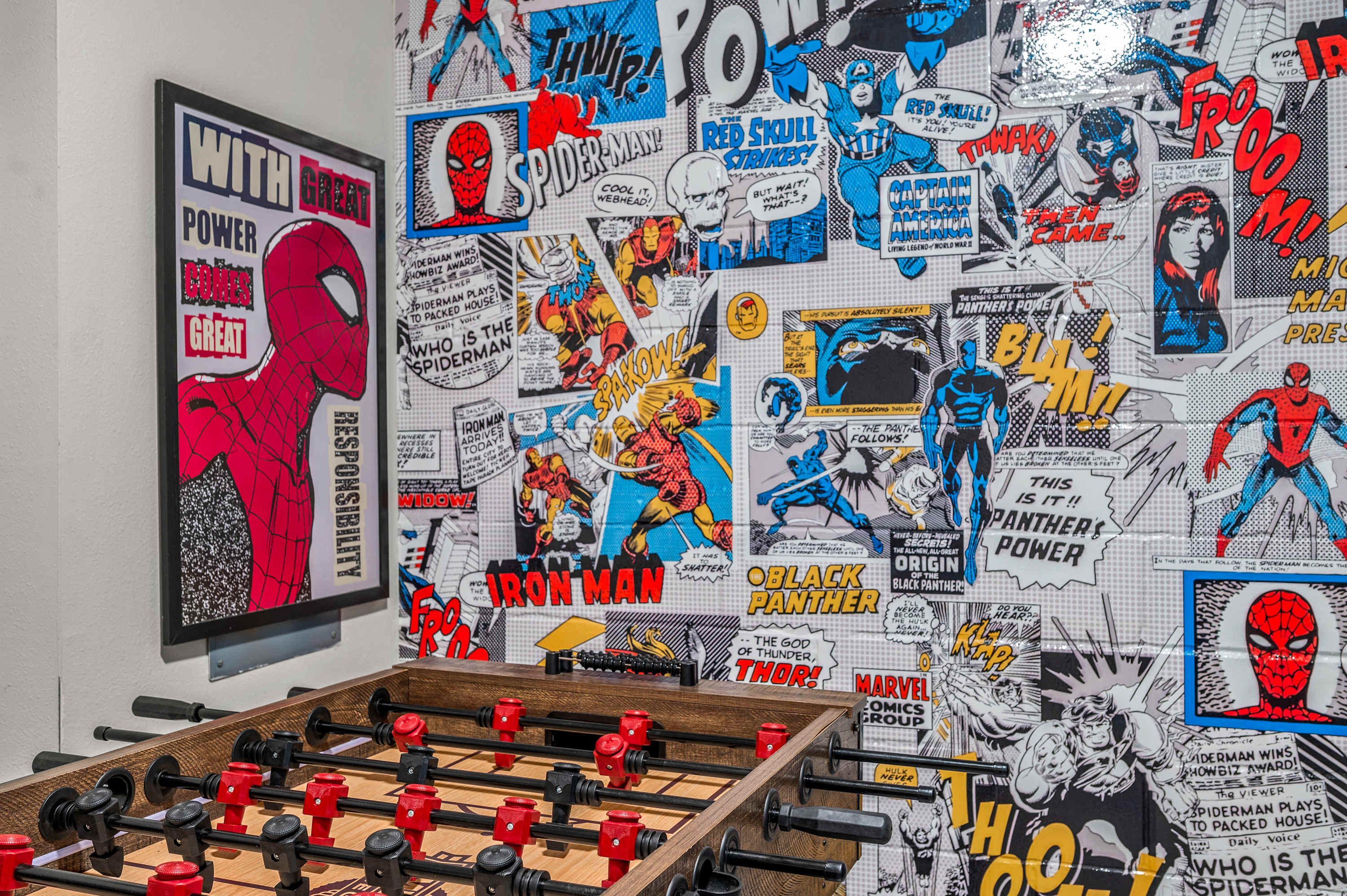 Spacious villa w/pool & game room near Disney