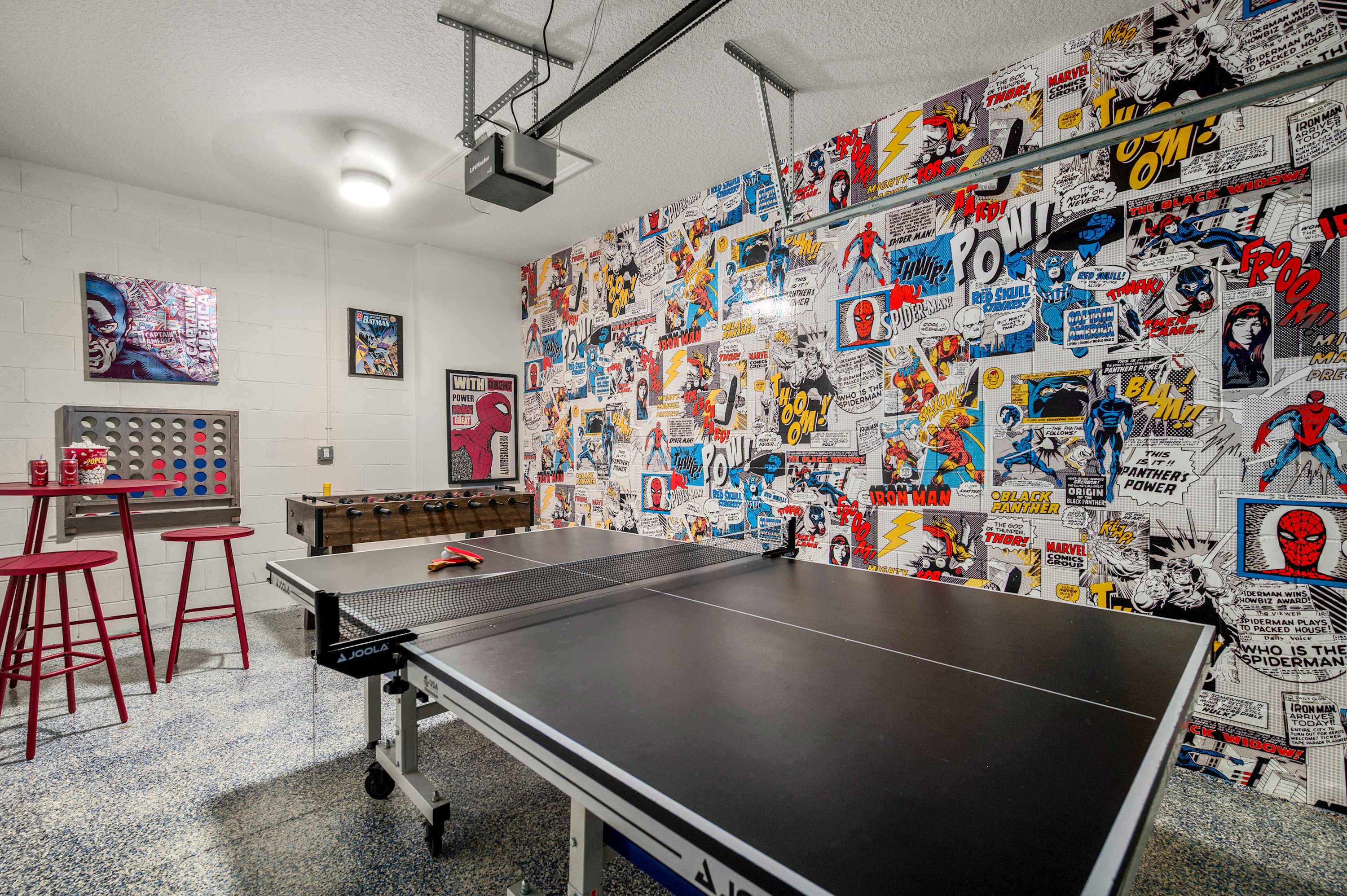 Spacious villa w/pool & game room near Disney