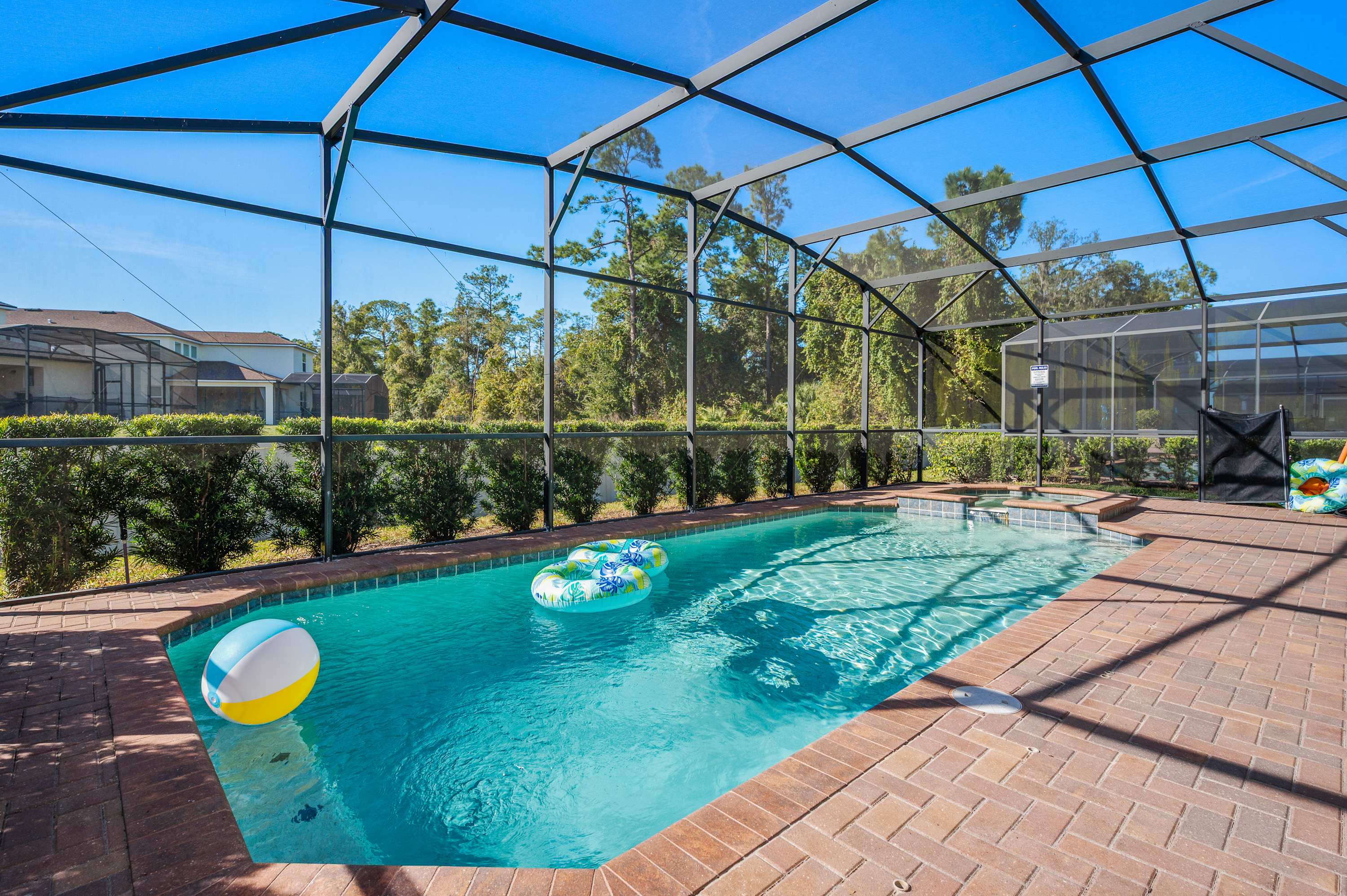 Family villa near Disney w/ private pool