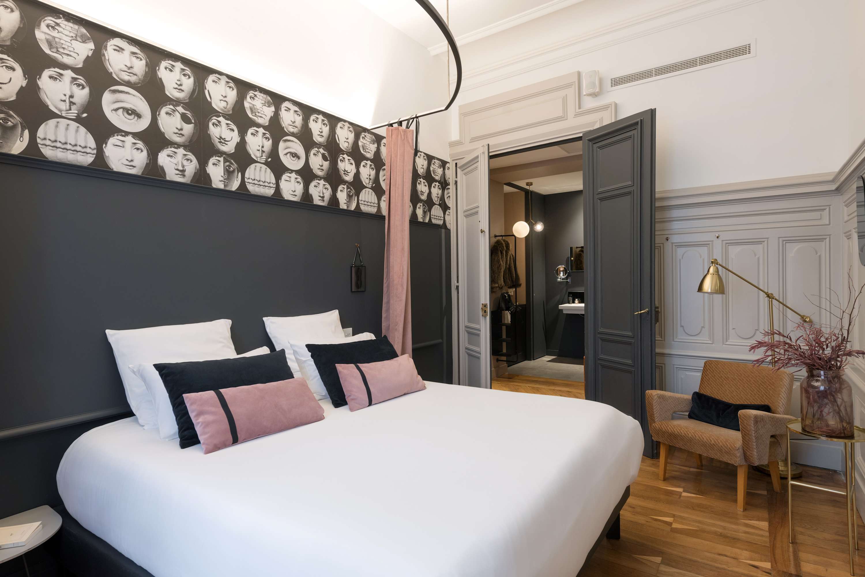 Suite Mystere — Lyon, Auvergne-Rhône-Alpes — vacation rental