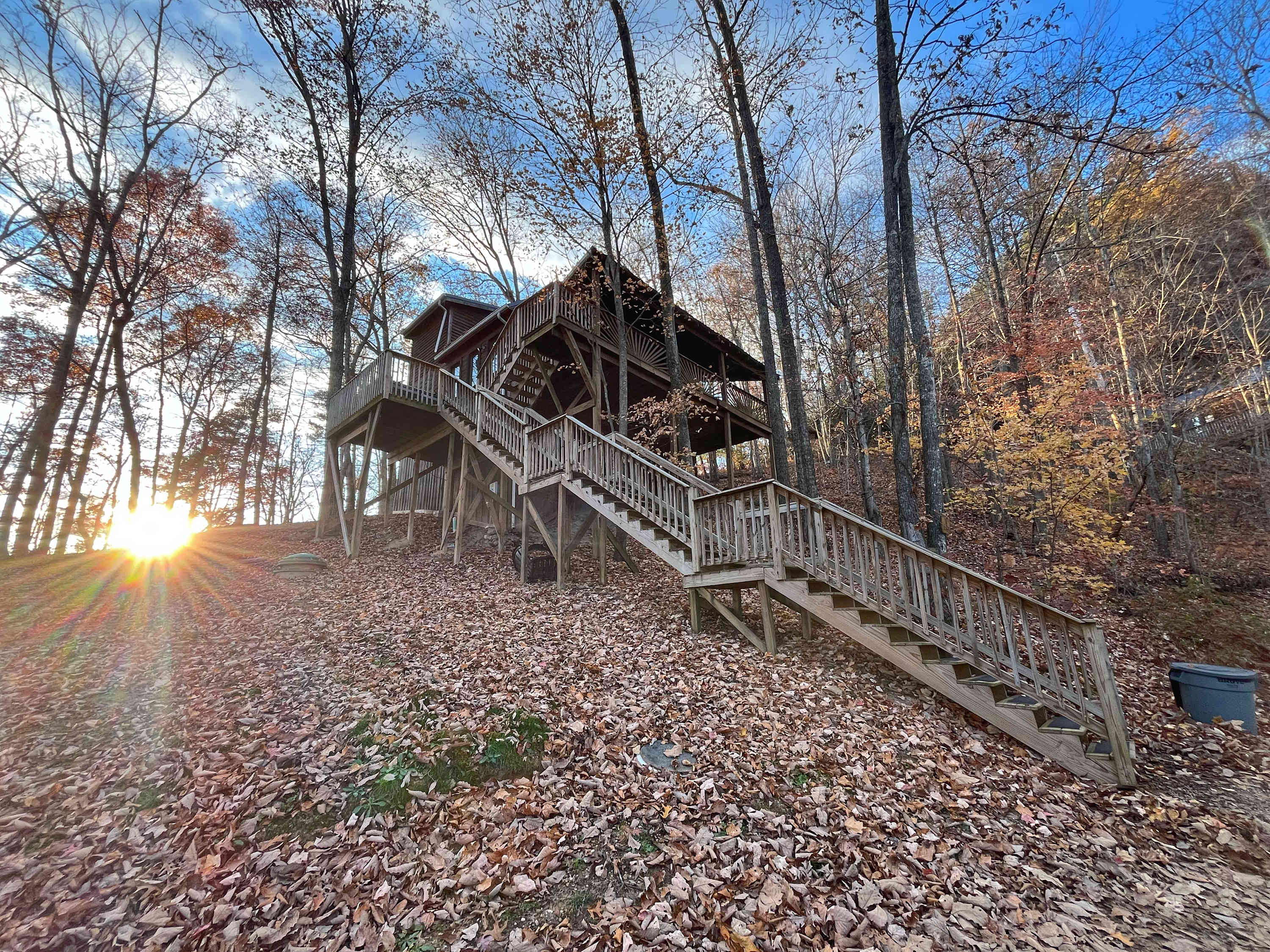 Tall Timbers - Hot Tub, Pets, Overlook! — Stanton, KY — vacation rental