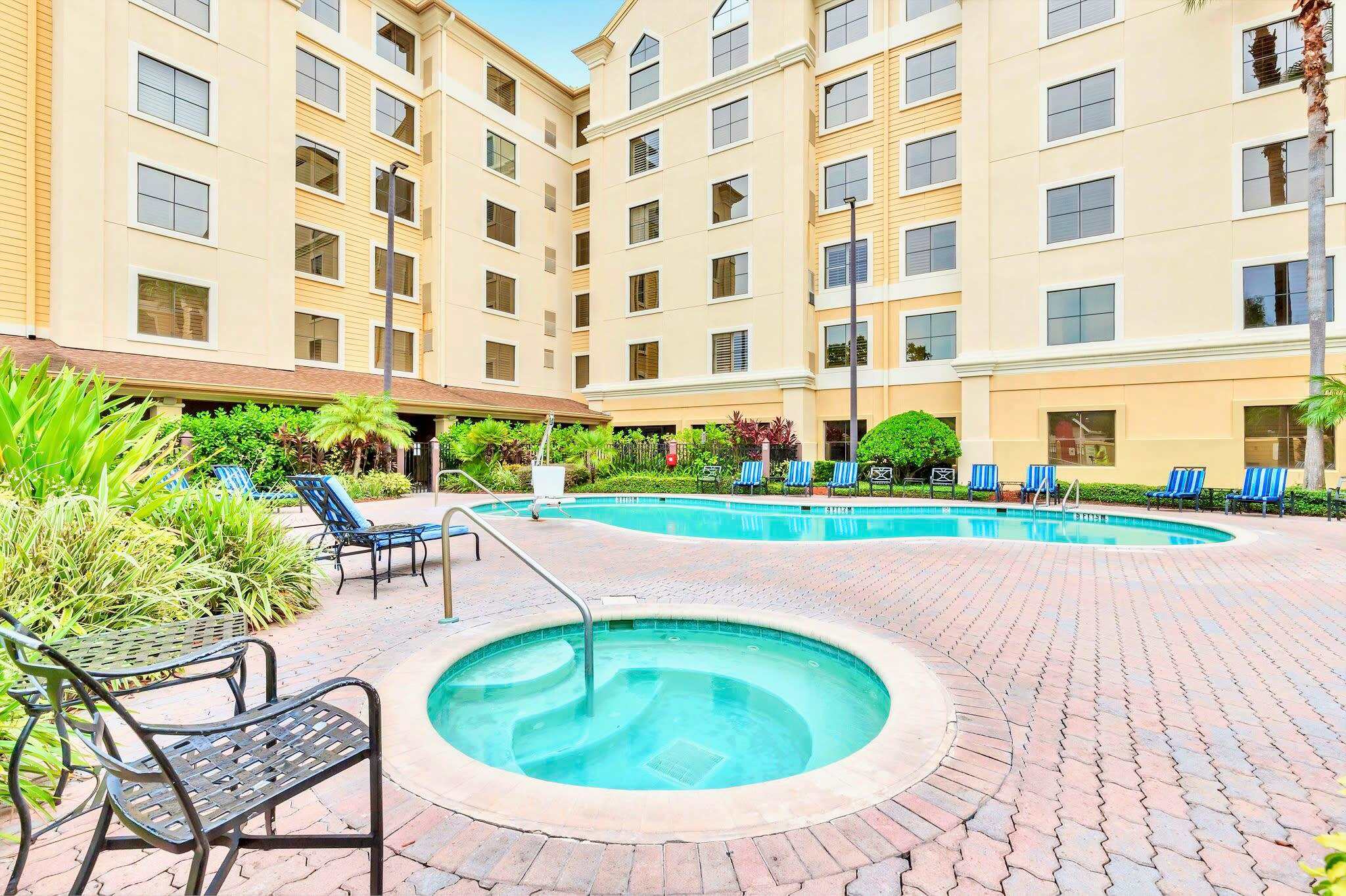 Condo with BBQ Gym Arcade Universal Studios | Photo 18