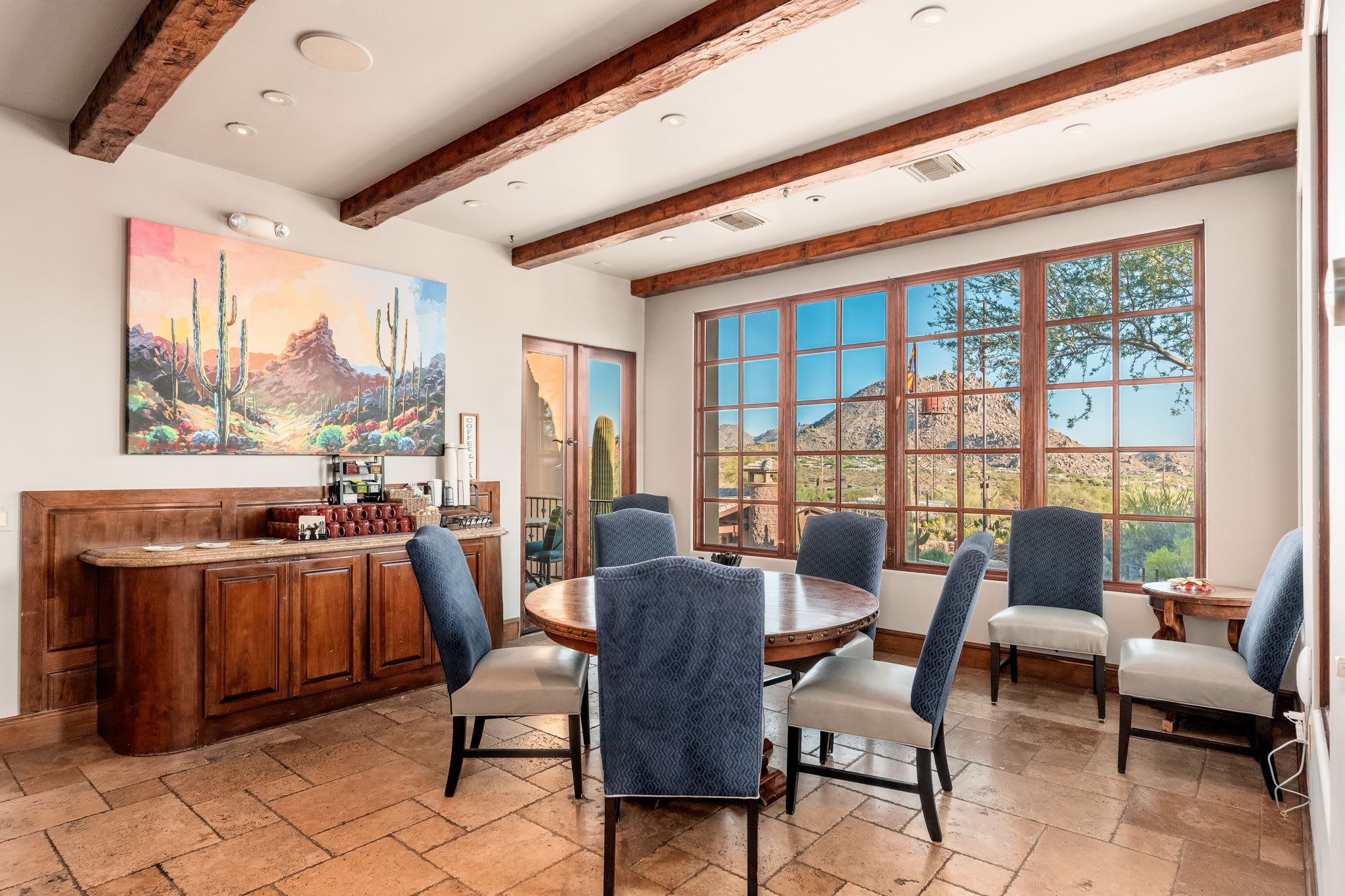 Clubhouse Breakfast Area | Rocks 101 in North Scottsdale, AZ by Luxus Vacation Properties