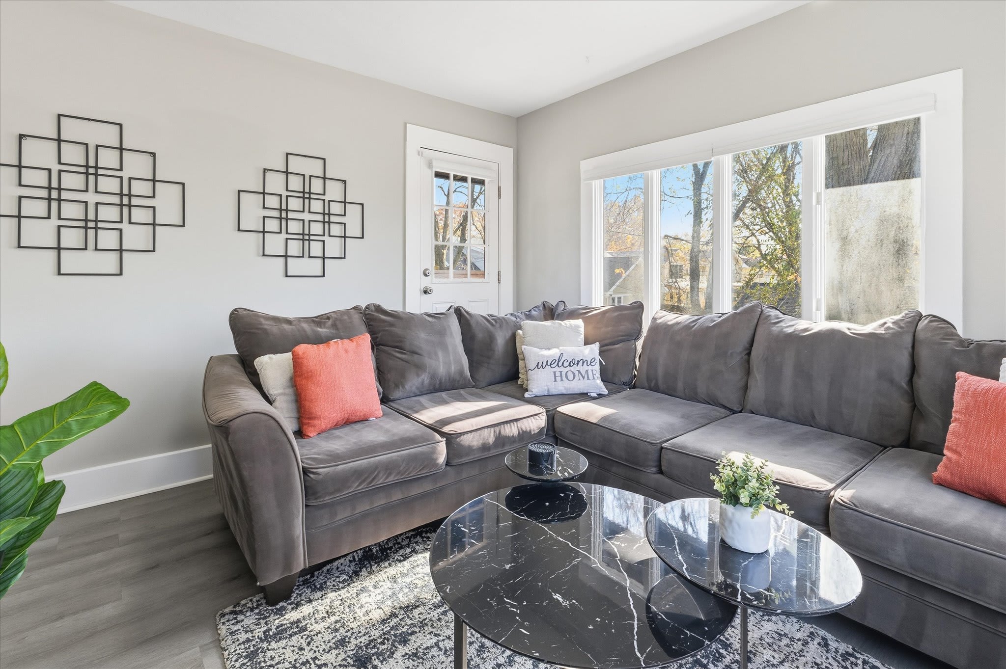 Bright and Spacious Broad Ripple family Getaway — Indianapolis, IN — vacation rental
