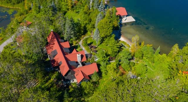 The Red House|Lake Joseph |Port Carling|Cottage Vacations|