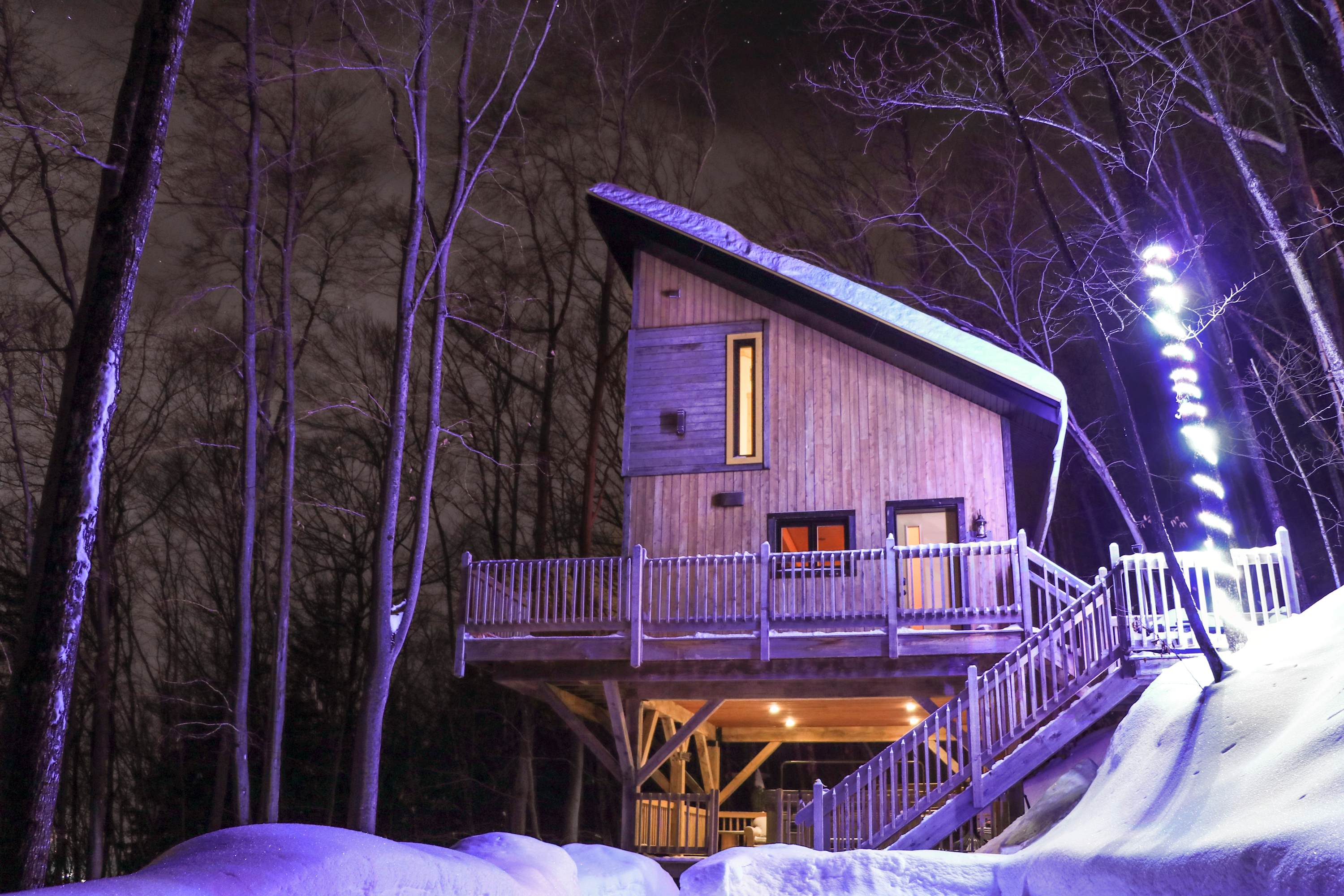 La Garde-Feux - Spa - Mountain Perched Chalet — Sainte-Béatrix, Québec — vacation rental