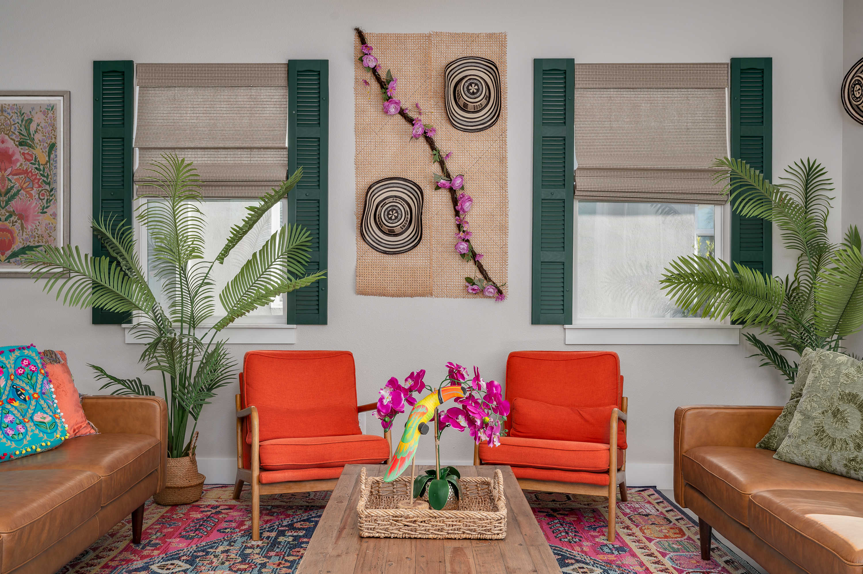 Family retreat w/pool, game room & cinema