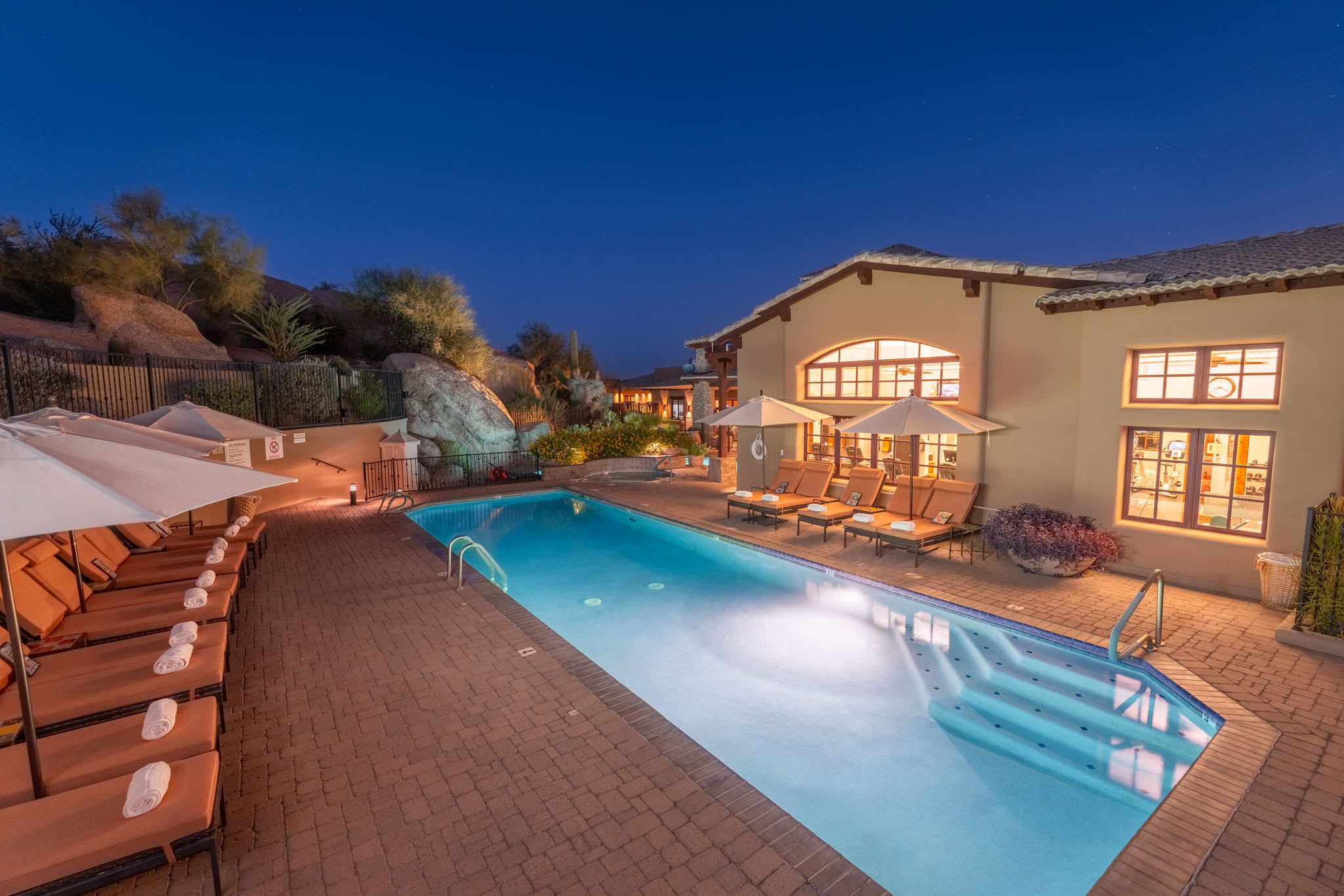 Clubhouse Pools | Rocks 122 in North Scottsdale, AZ by Luxus Vacation Properties