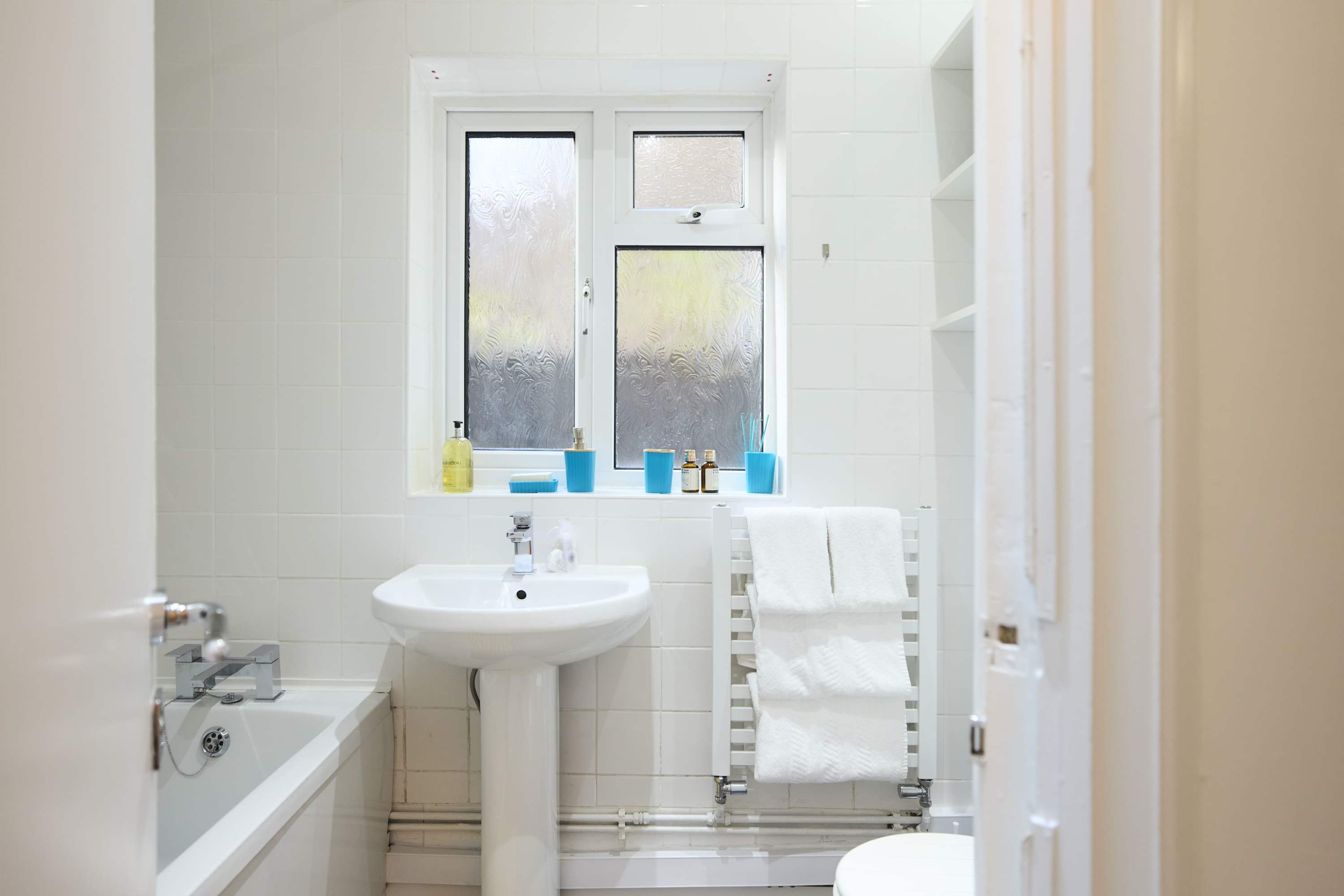 Tottenham Green Garden Flat in Colless Road 18 N15 4NR - Property image 5 - VivreStays