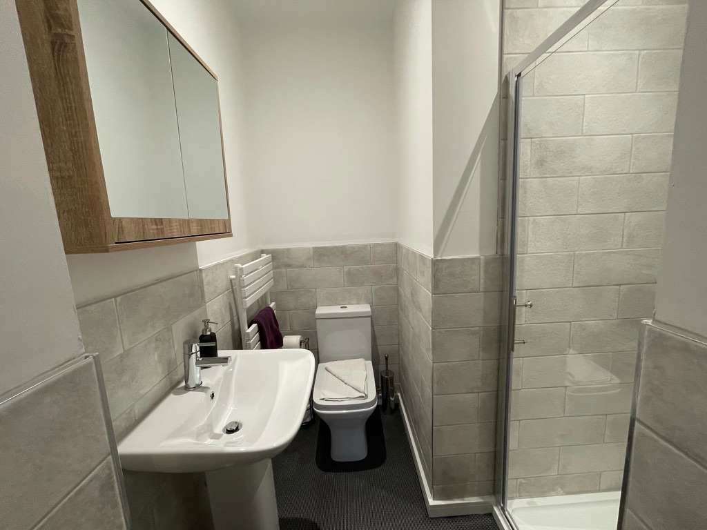 The Old Town Hall - Flat 4 in Market Place 39-40 OX12 8AW - Property image 13 - VivreStays