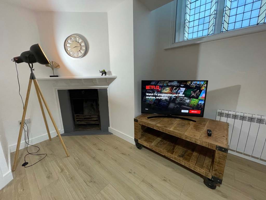 The Old Town Hall - Flat 4 in Market Place 39-40 OX12 8AW - Property image 20 - VivreStays