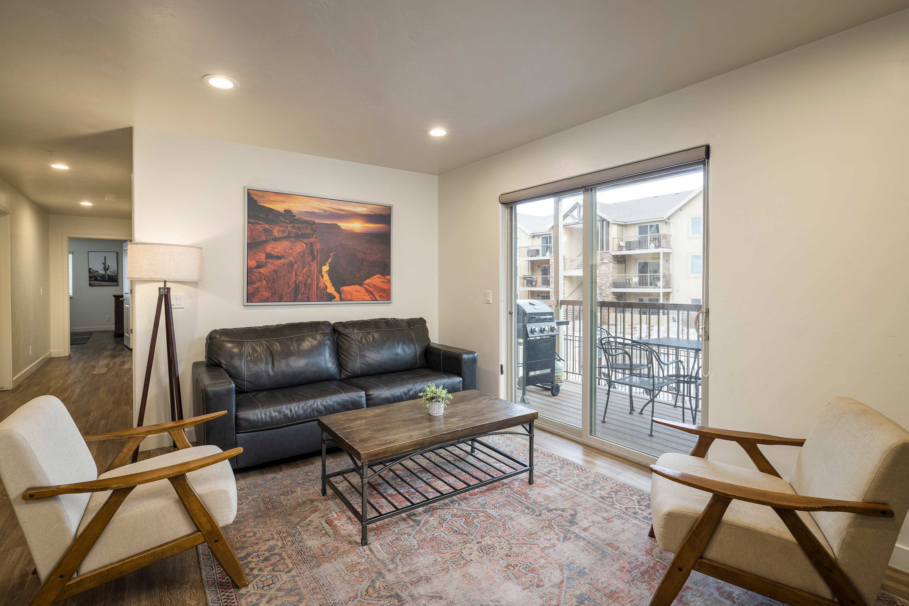 6H Spacious Moab RedCliff Condo, POOL & HOT TUB — Moab, UT — vacation rental