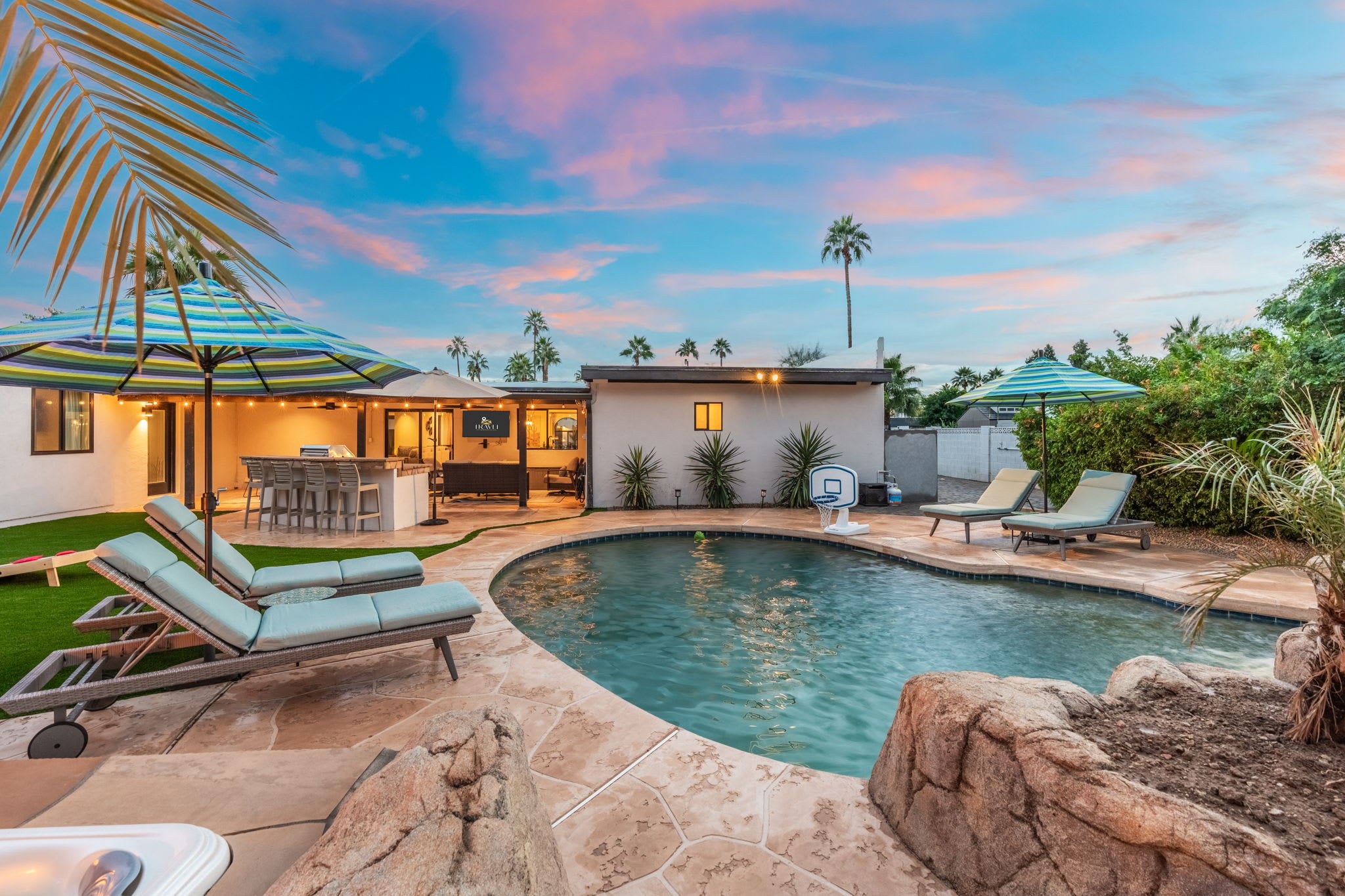 NEW|Grotto Falls Retreat|Pool w/Slide|Spa|Putt Grn — Scottsdale, AZ — vacation rental