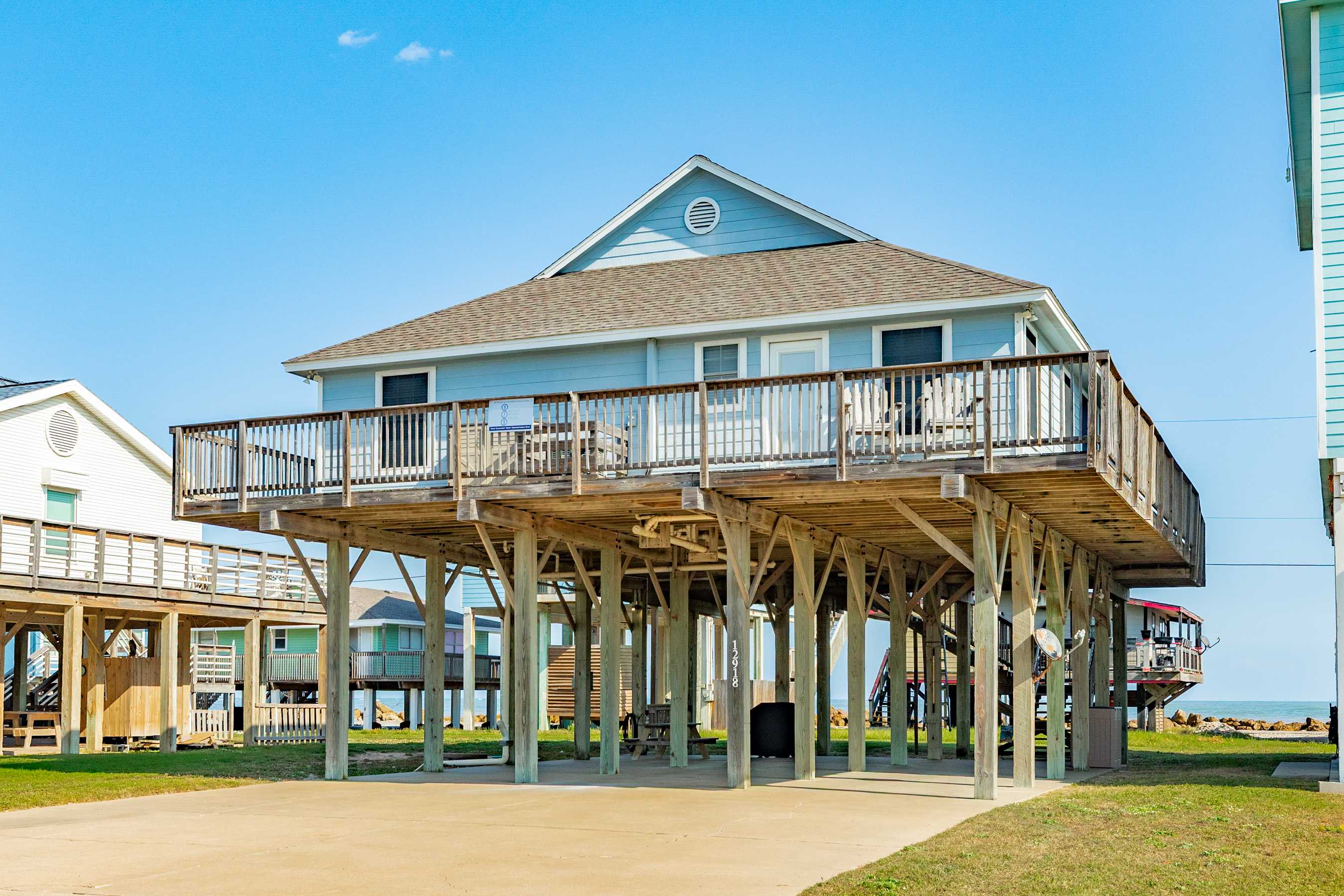 Beach Therapy 2nd Row Escape Steps from Surf 2