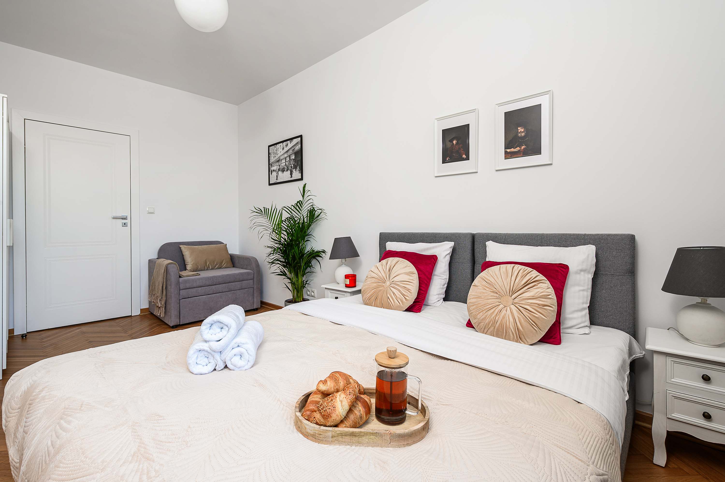 Lumina 3-room apart near the Royal Castle